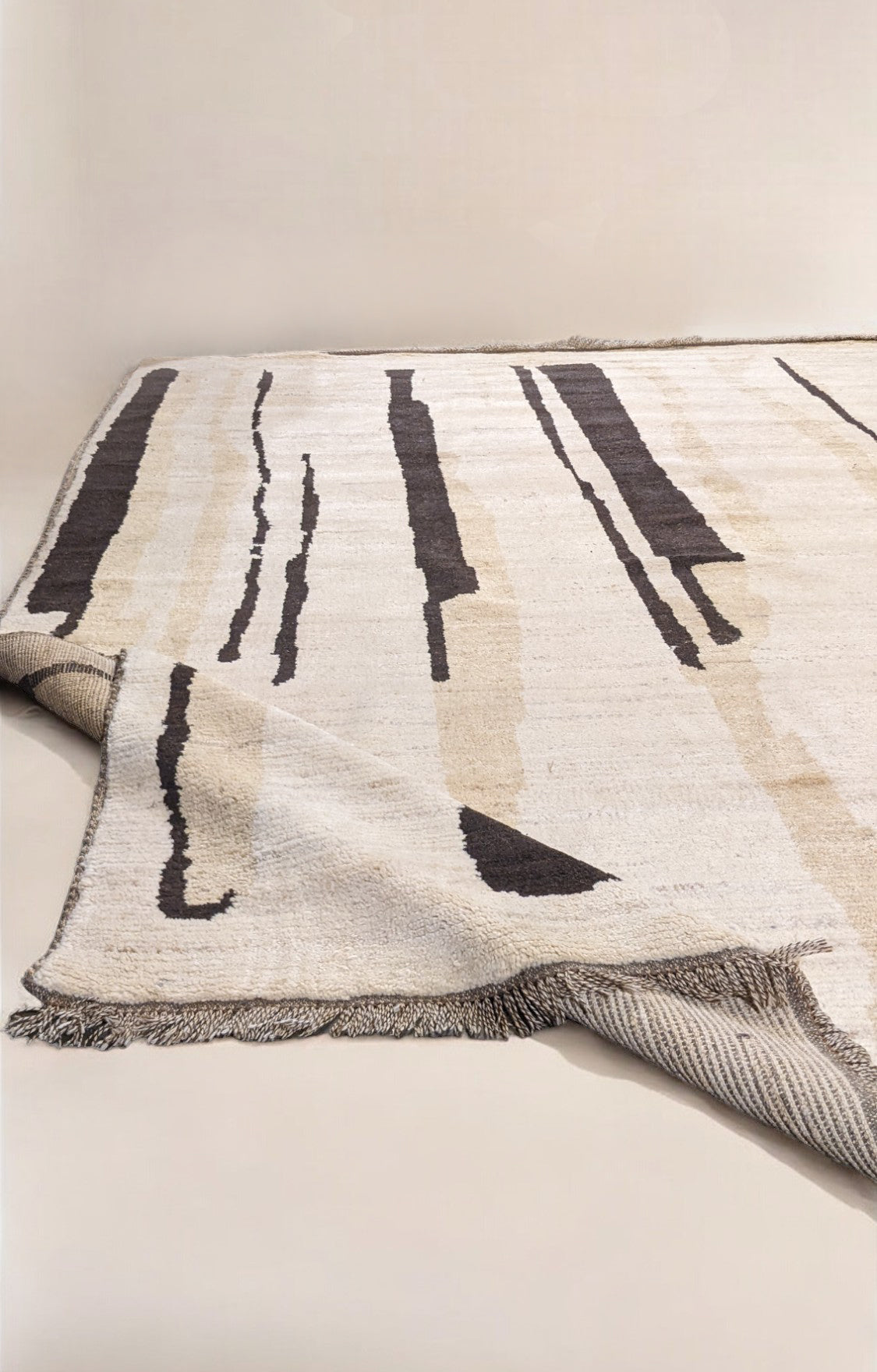 Jynx Hand Knotted Rug - 302 x 244 cm - Handmade