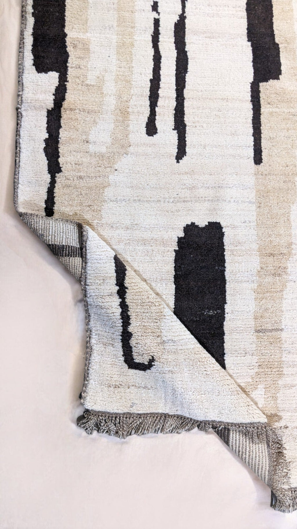 Jynx Hand Knotted Rug - 302 x 244 cm - Handmade