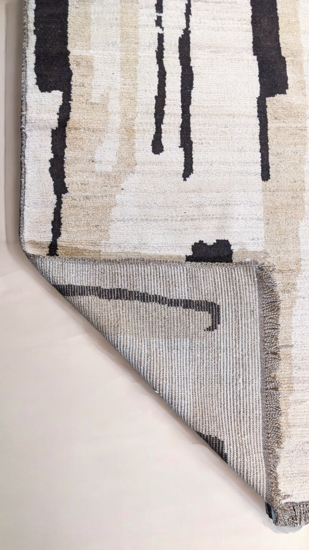 Jynx Hand Knotted Rug - 302 x 244 cm - Handmade