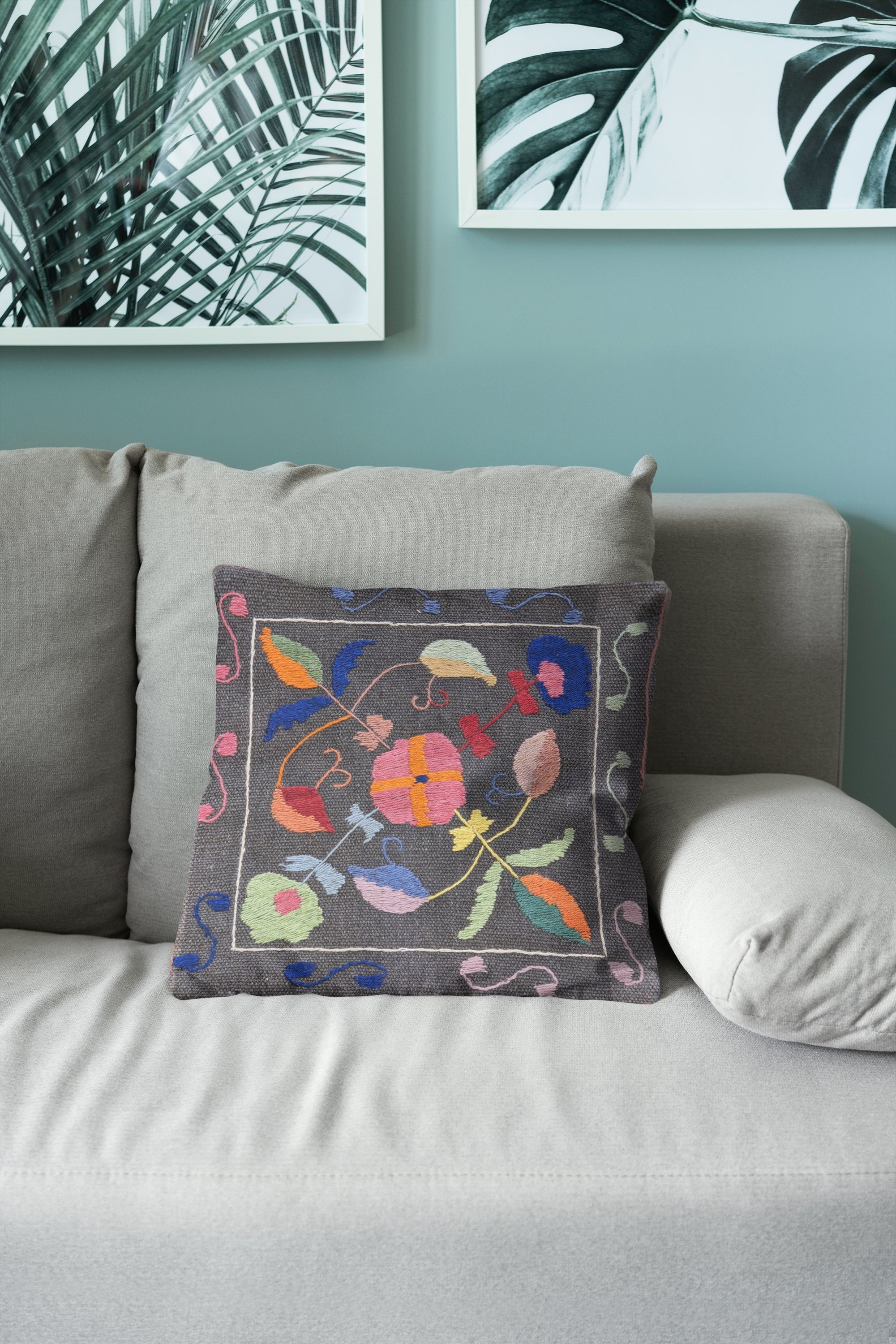 Suzani Hand Embroidered Cushion Cover - 45 x 45 cm - Handmade