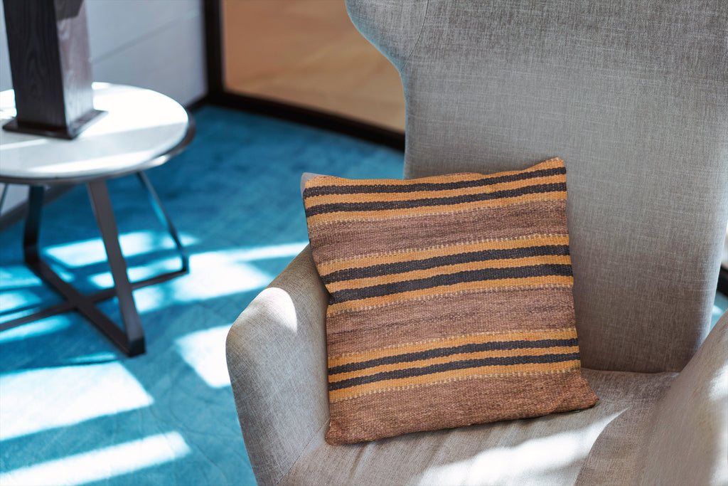 Turkish Kilim Vintage Cushion Cover - 40 x 40 cm - Handmade