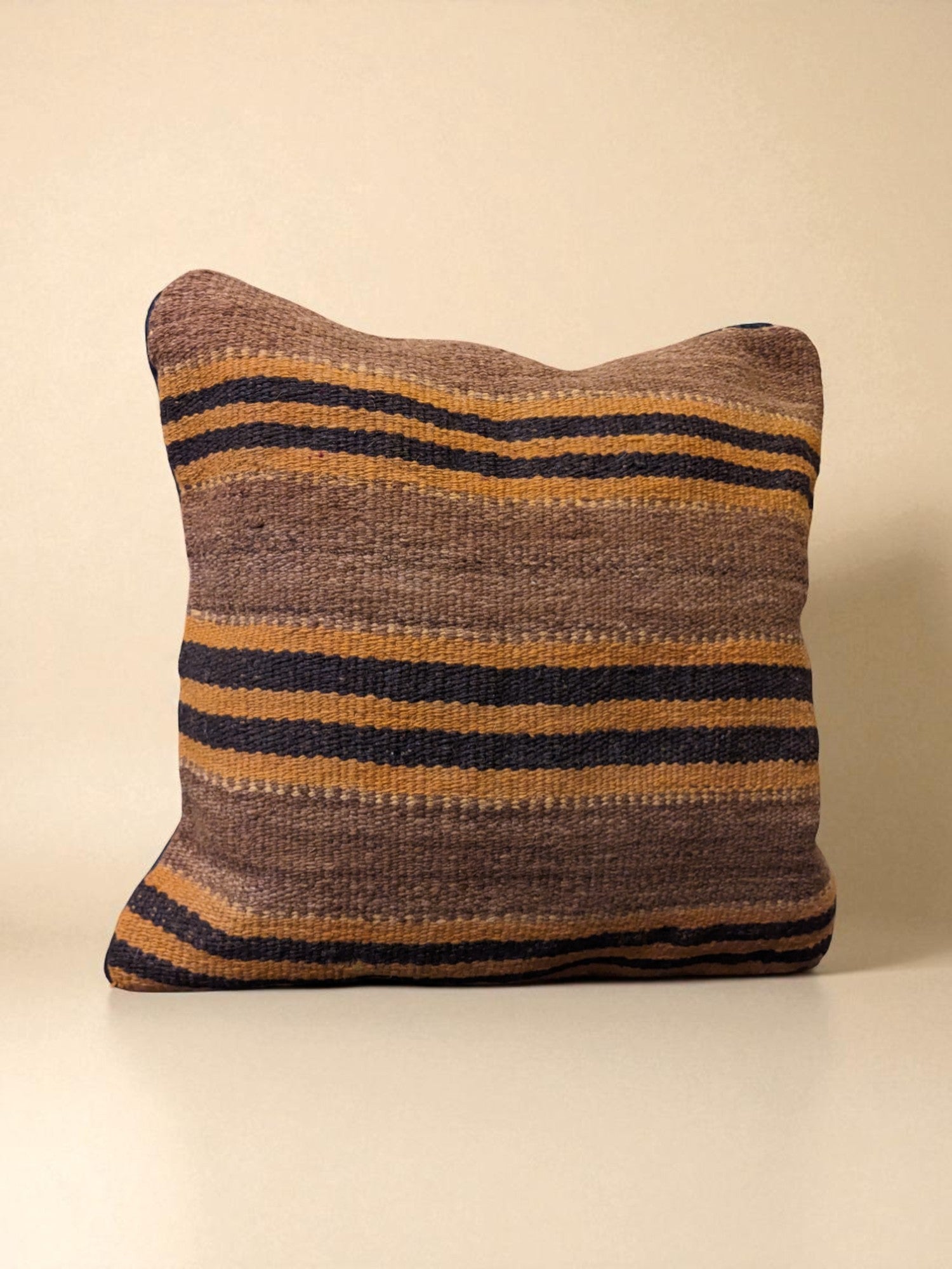 Turkish Kilim Vintage Cushion Cover - 40 x 40 cm - Handmade