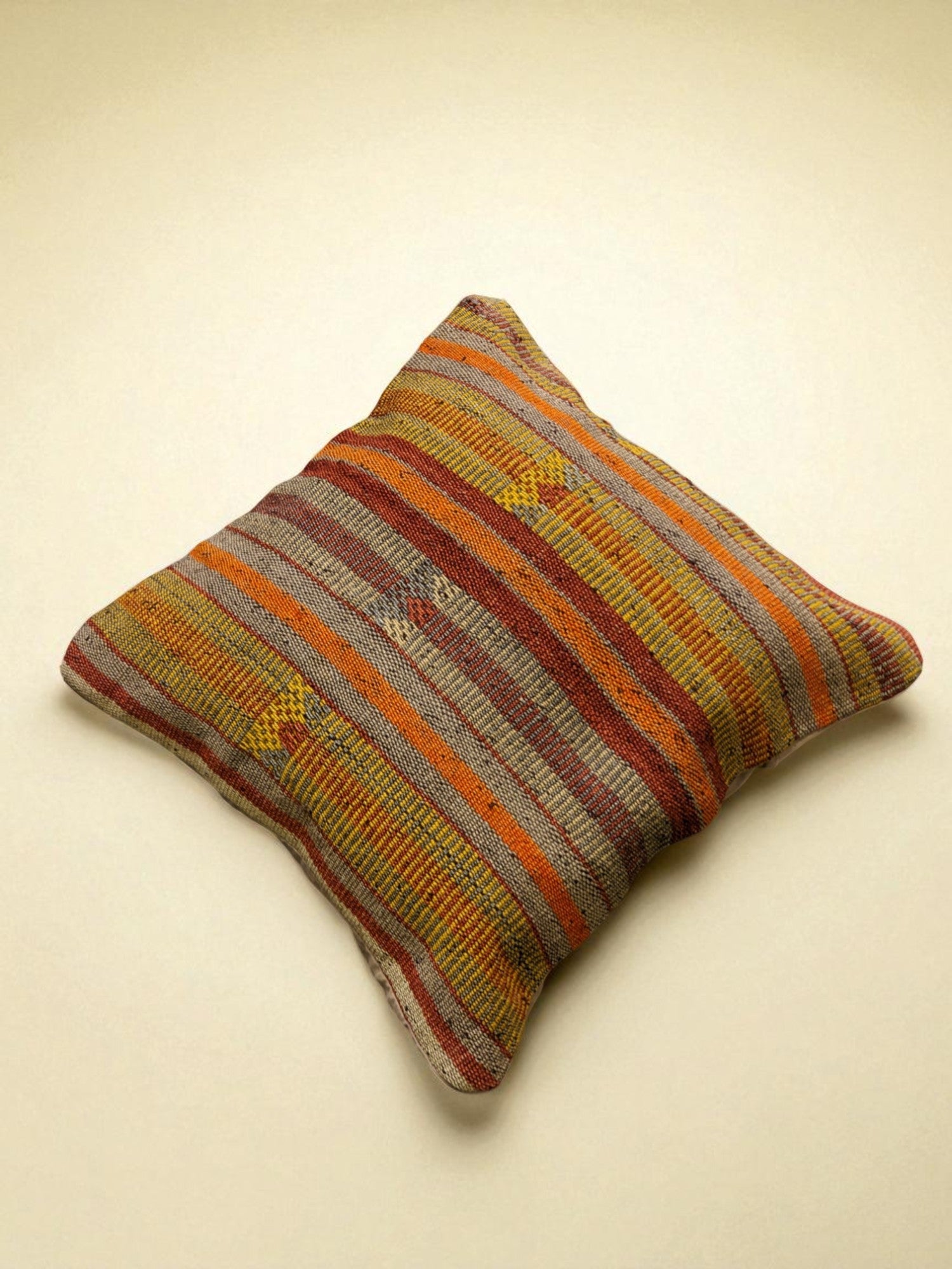 Turkish Kilim Vintage Cushion Cover - 40 x 40 cm - Handmade