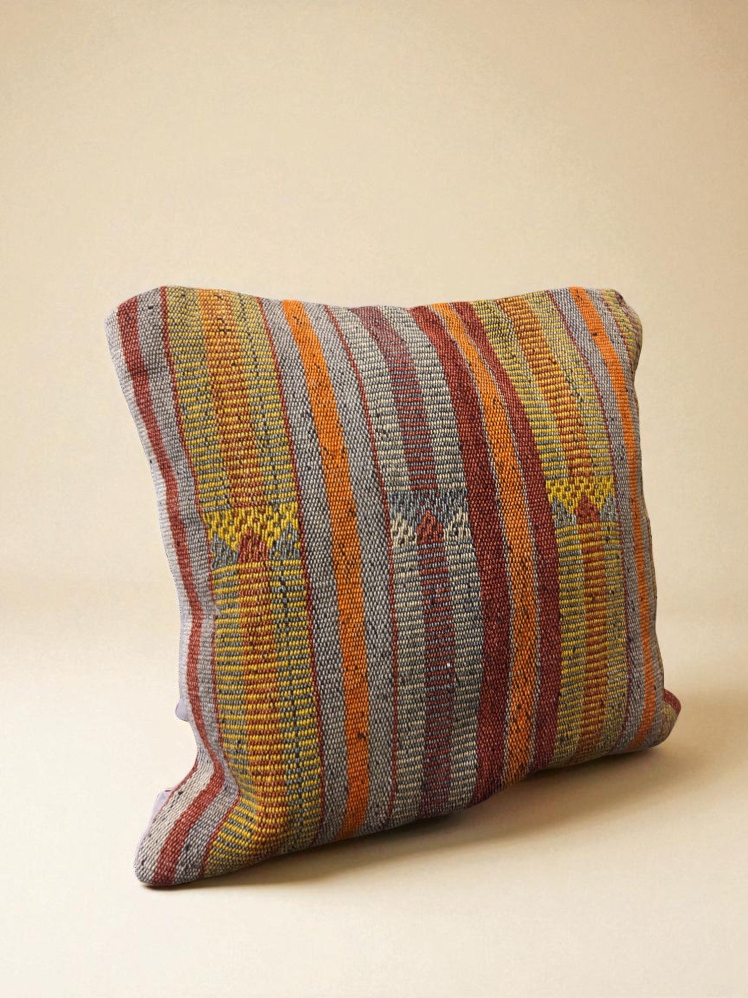 Turkish Kilim Vintage Cushion Cover - 40 x 40 cm - Handmade