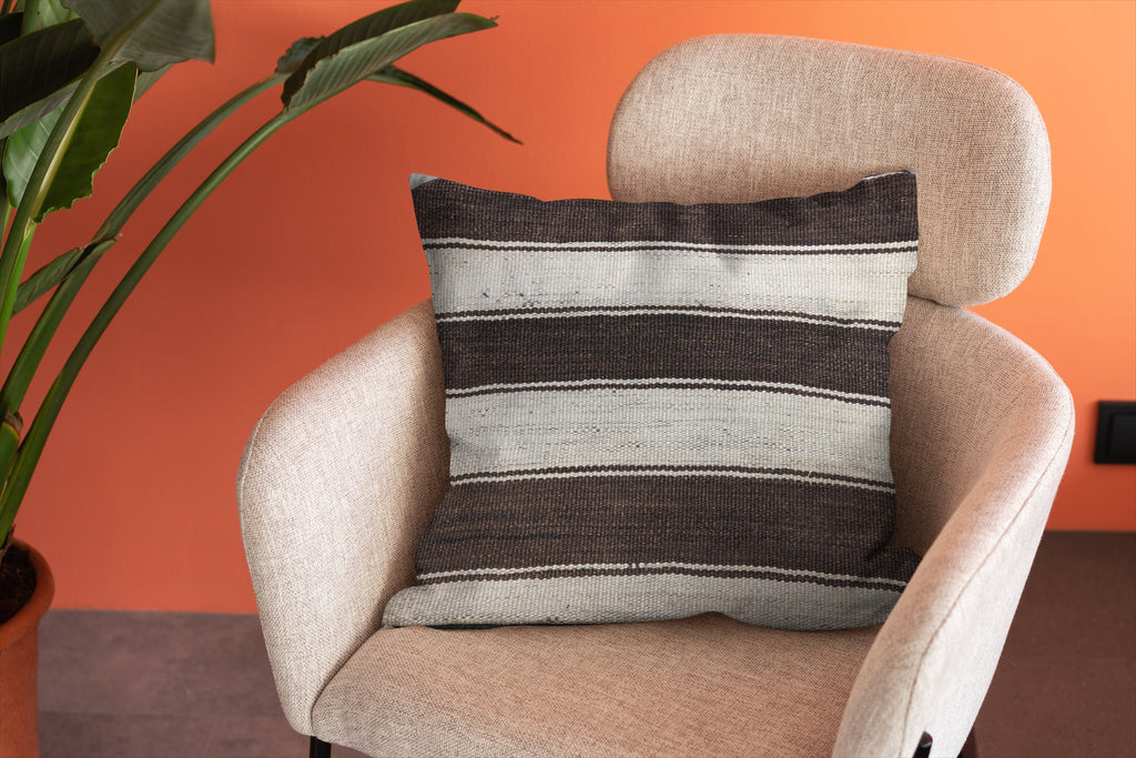 Turkish Kilim Vintage Cushion Cover - 40 x 40 cm - Handmade