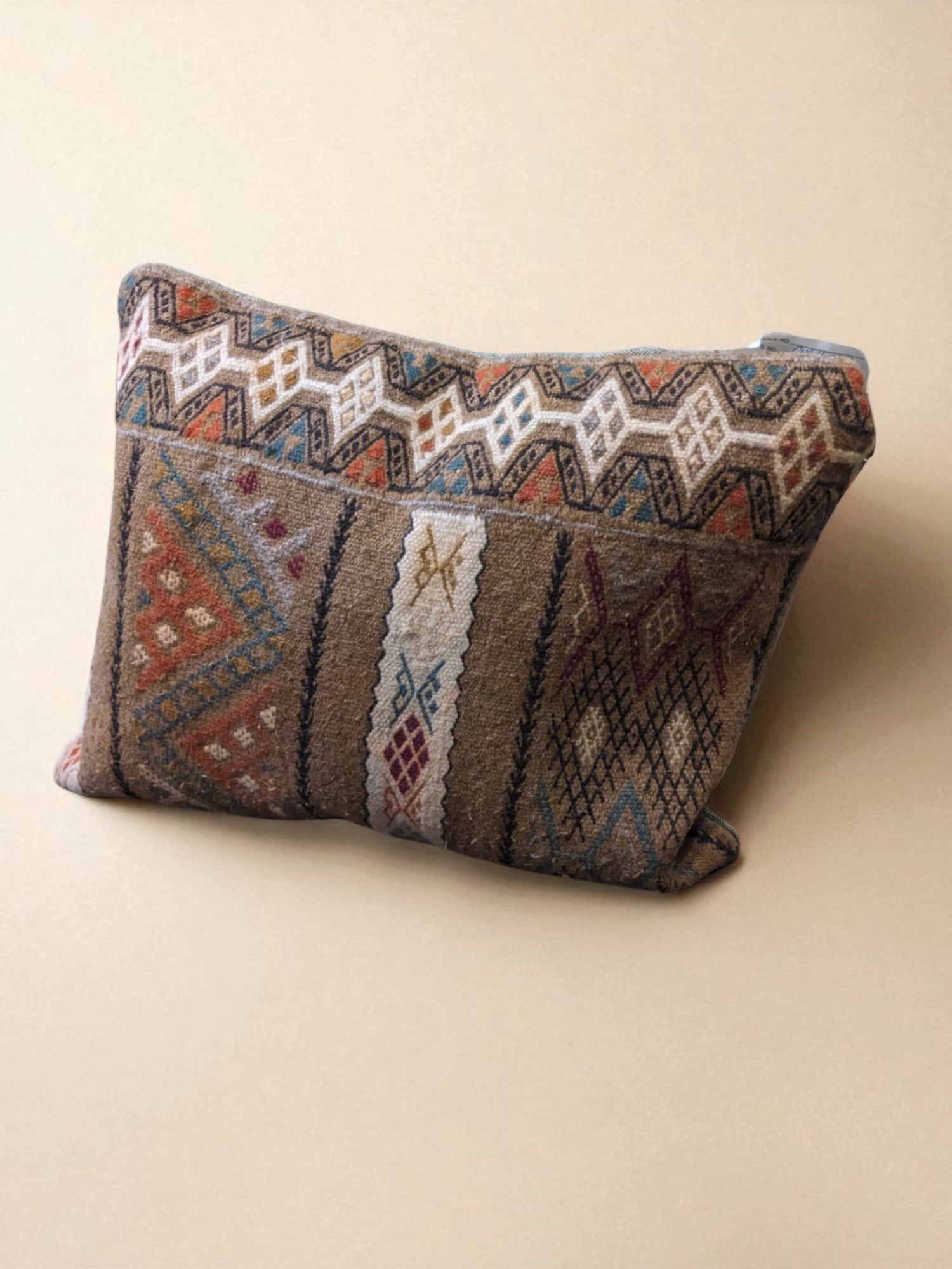 Turkish Kilim Vintage Cushion Cover - 40 x 40 cm - Handmade