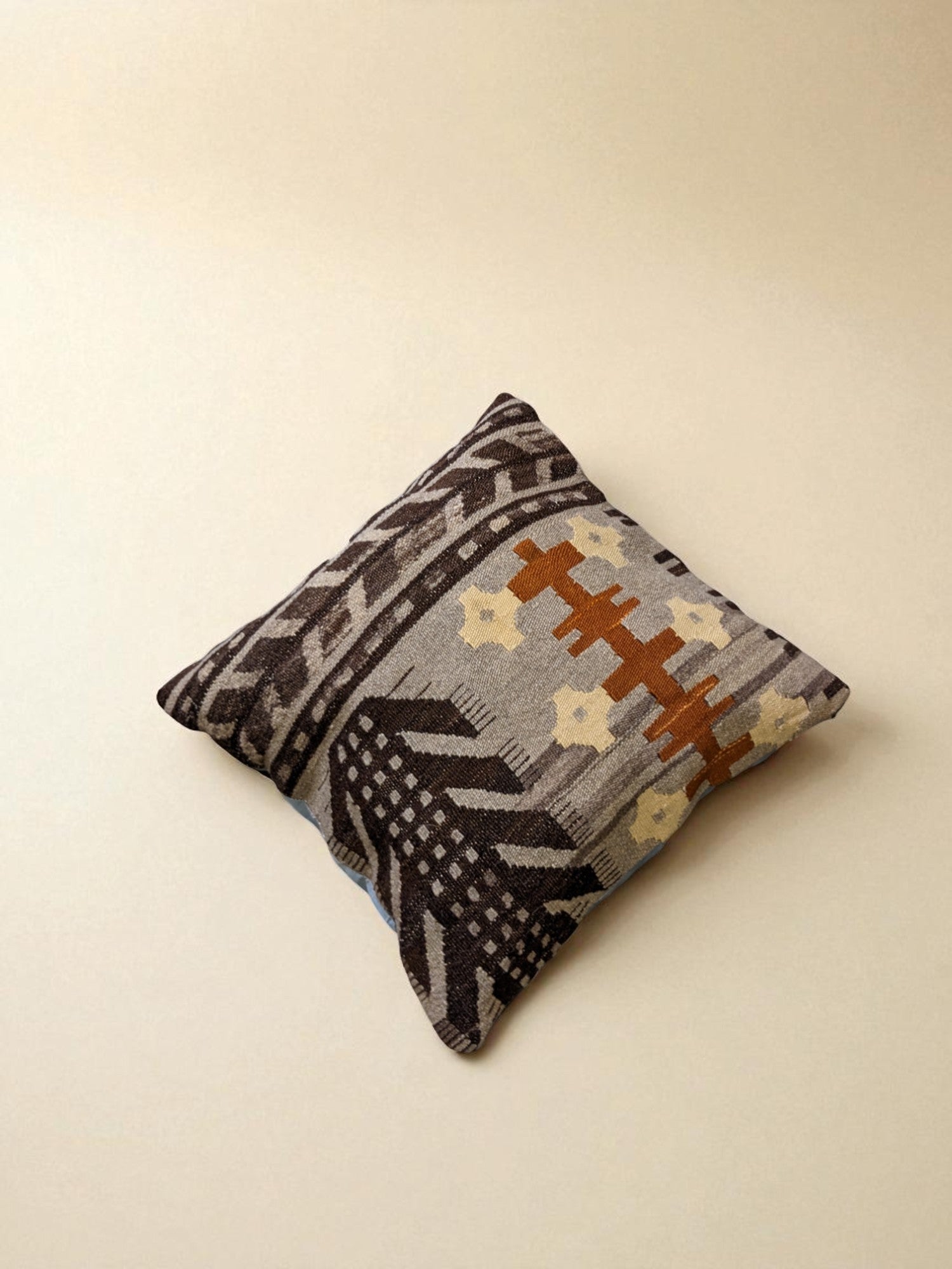 Turkish Kilim Vintage Cushion Cover - 40 x 40 cm - Handmade