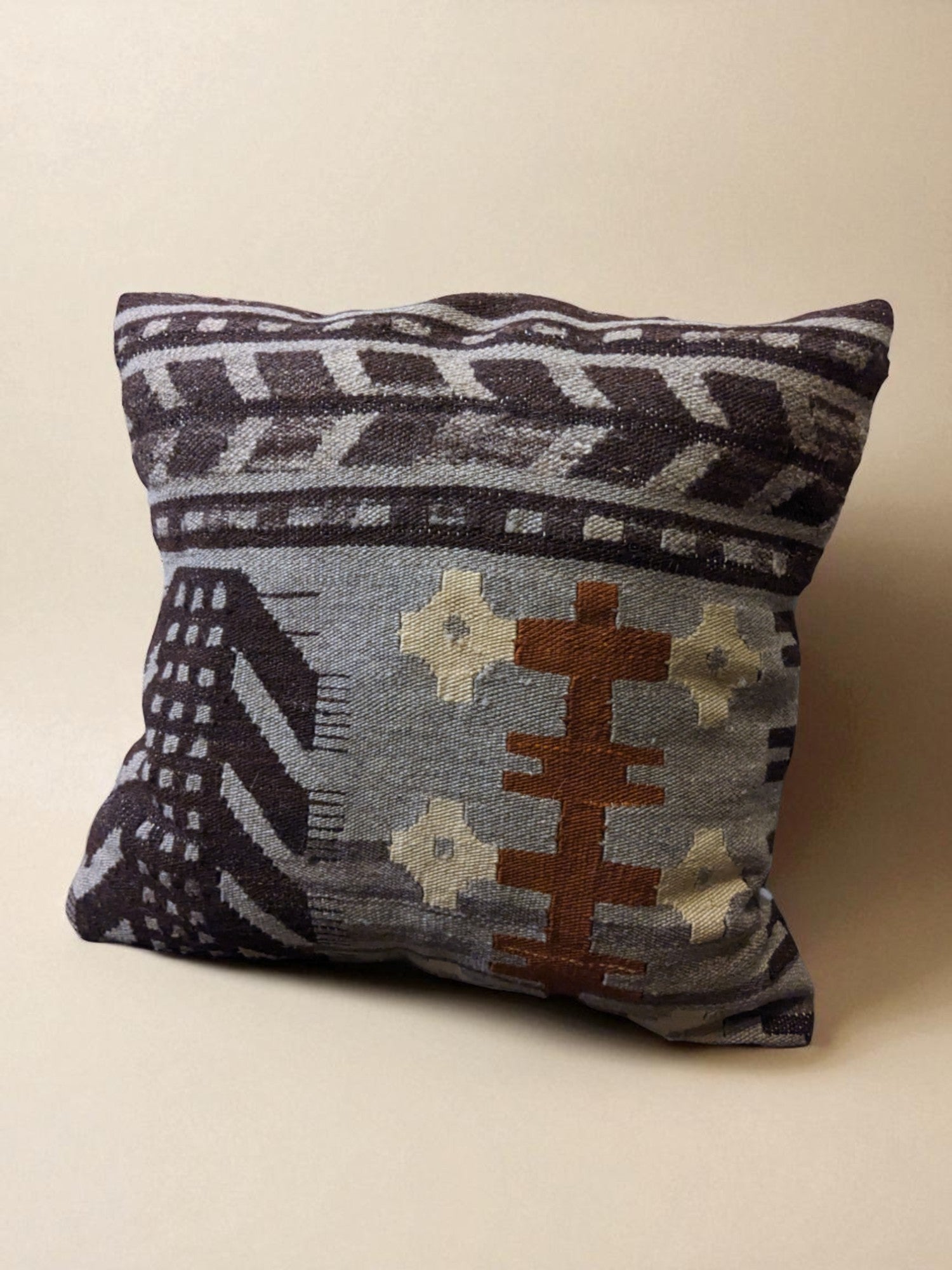 Turkish Kilim Vintage Cushion Cover - 40 x 40 cm - Handmade