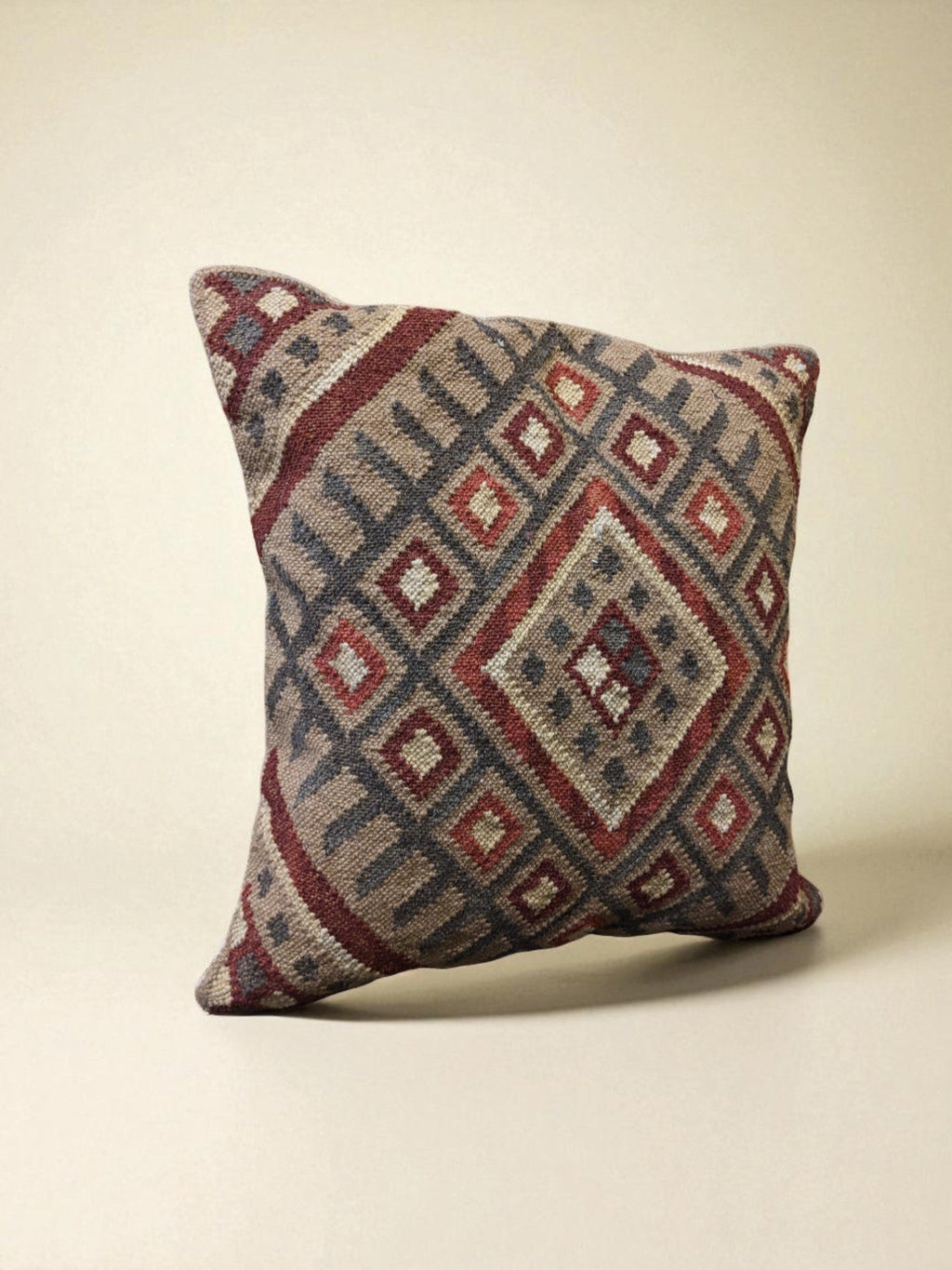 Turkish Kilim Vintage Cushion Cover - 40 x 40 cm - Handmade