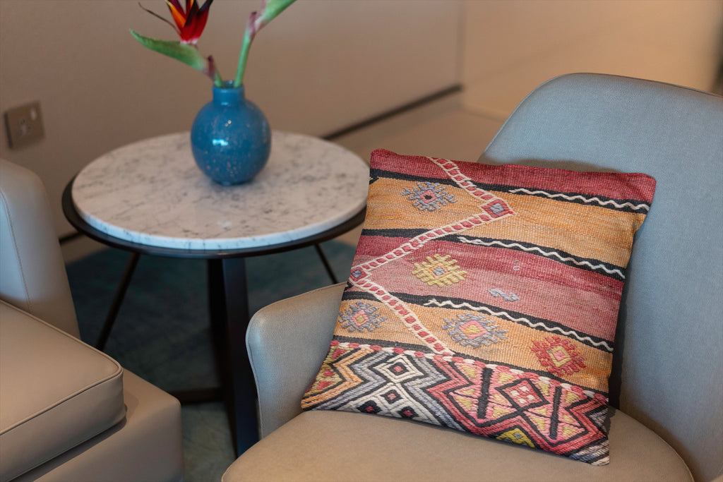 Turkish Kilim Vintage Cushion Cover - 40 x 40 cm - Handmade