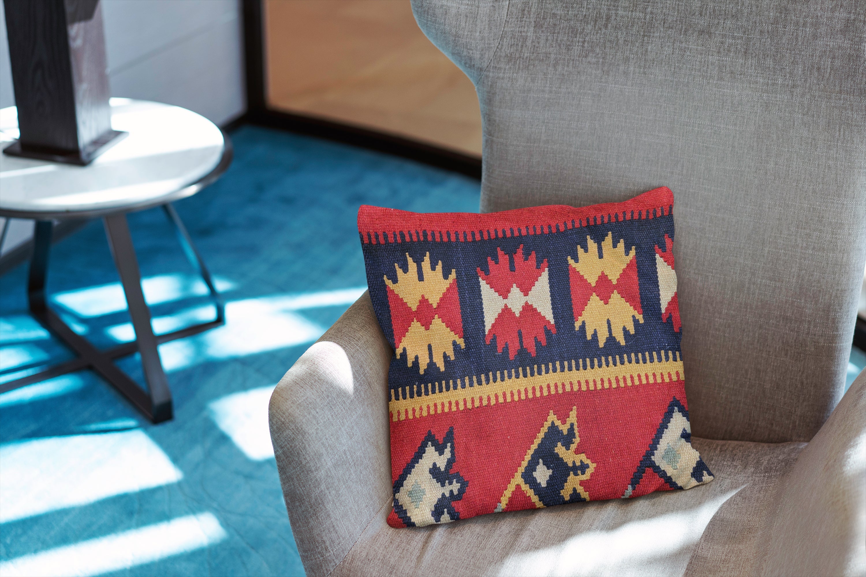 Turkish Kilim Vintage Cushion Cover - 40 x 40 cm - Handmade