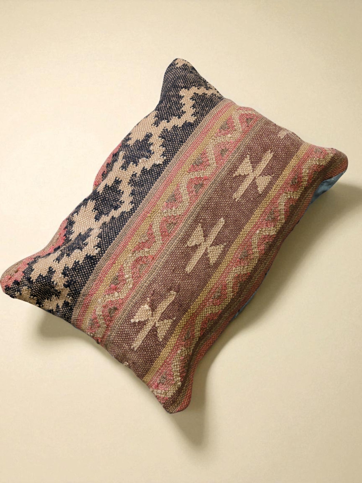 Turkish Kilim Vintage Cushion Cover - 56 x 40 cm - Handmade
