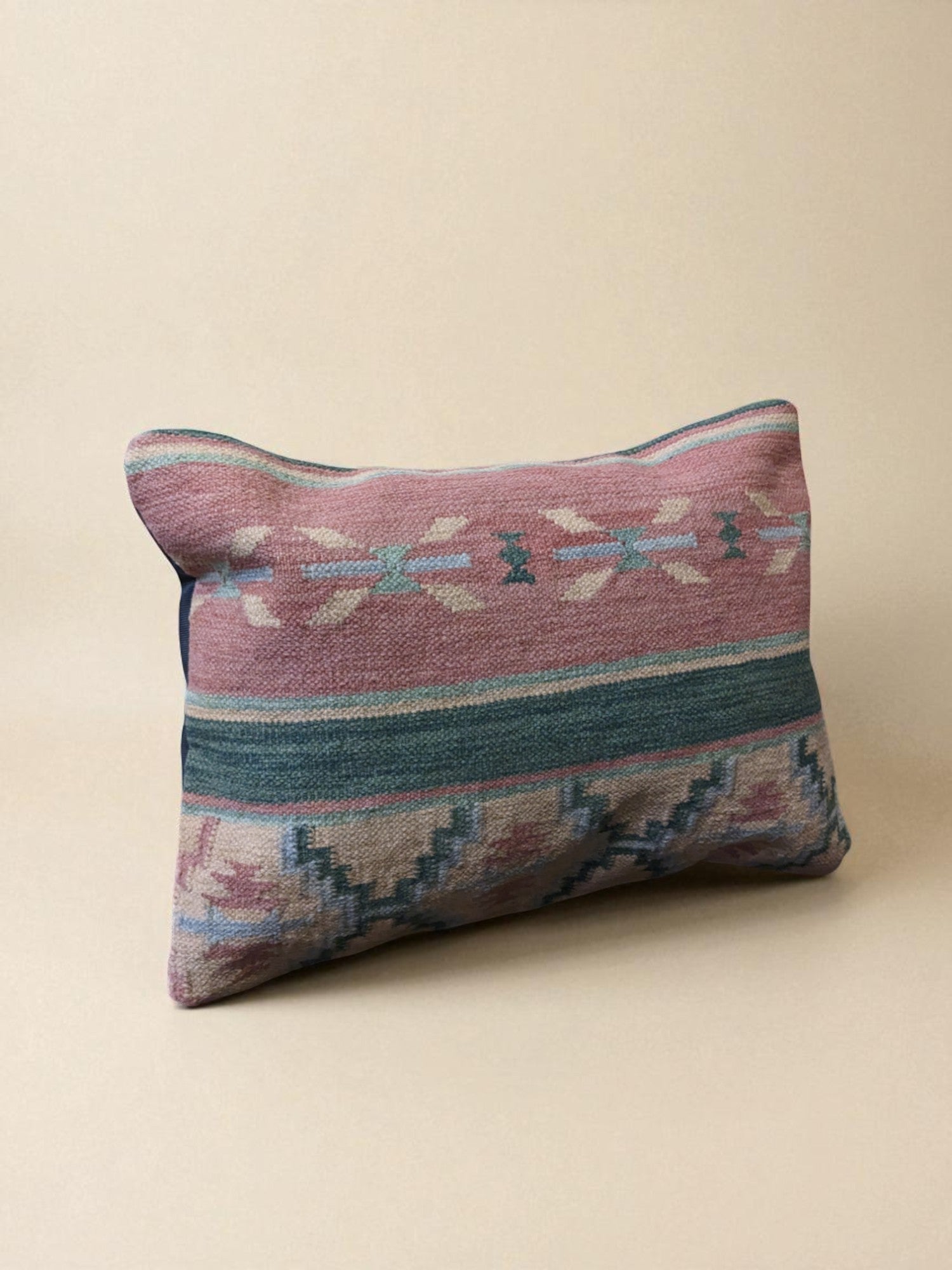 Turkish Kilim Vintage Cushion Cover - 58 x 40 cm - Handmade
