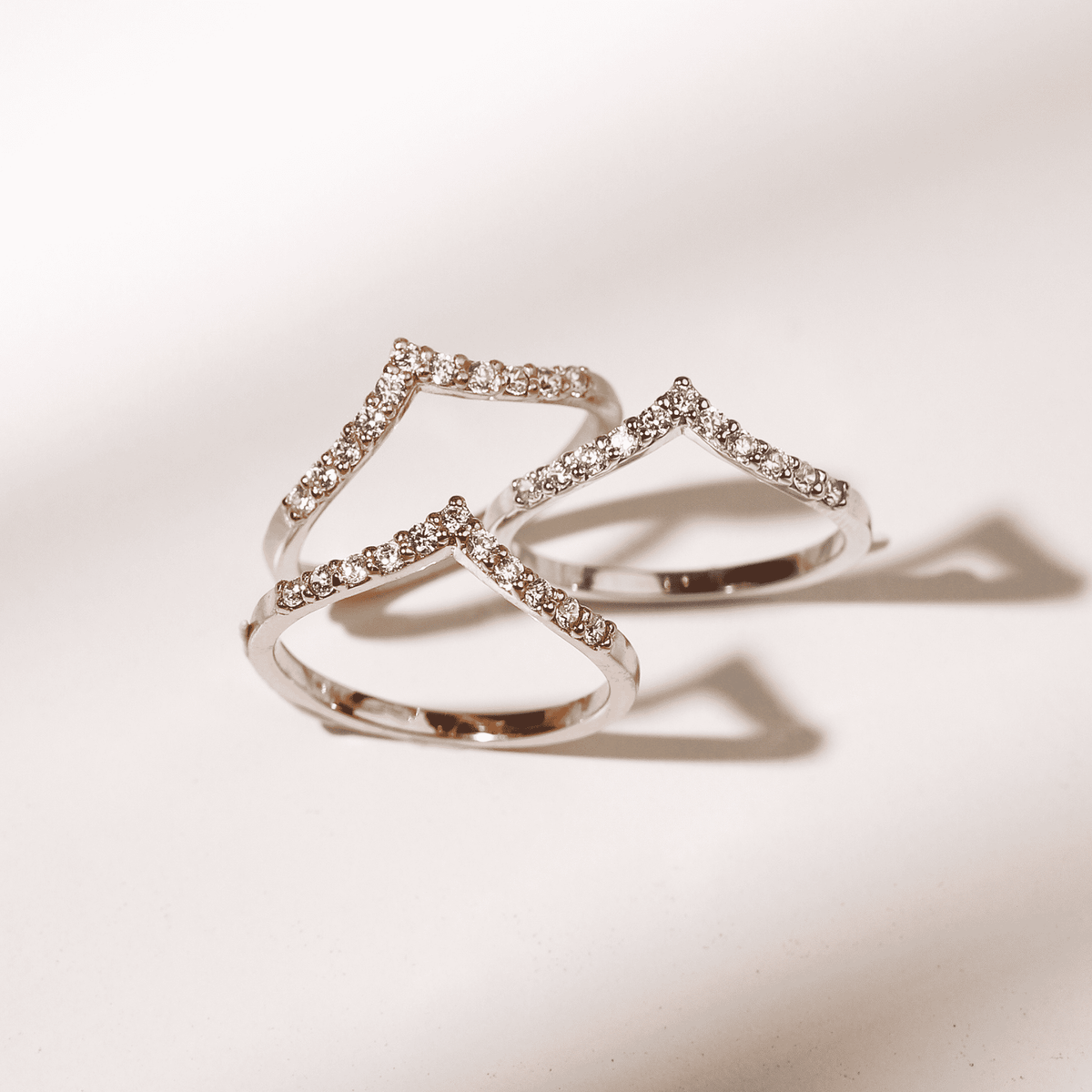 Wishbone curved eternity ring in gold vermeil, with pavé stones