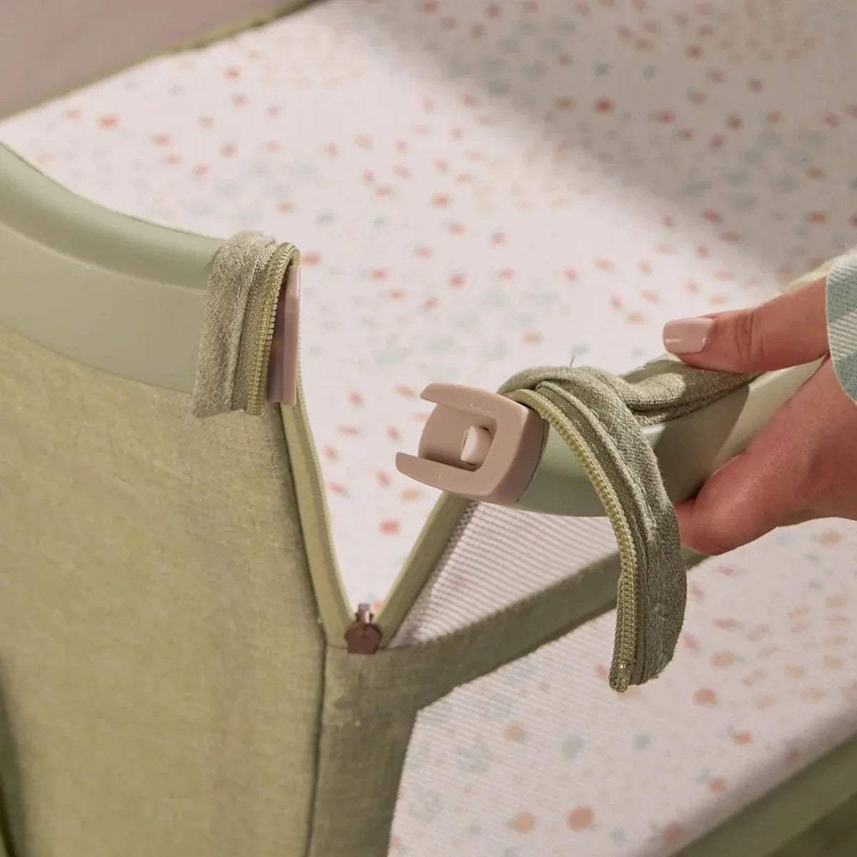 Eucalyptus bedside crib corner with safety strap and fastening clips