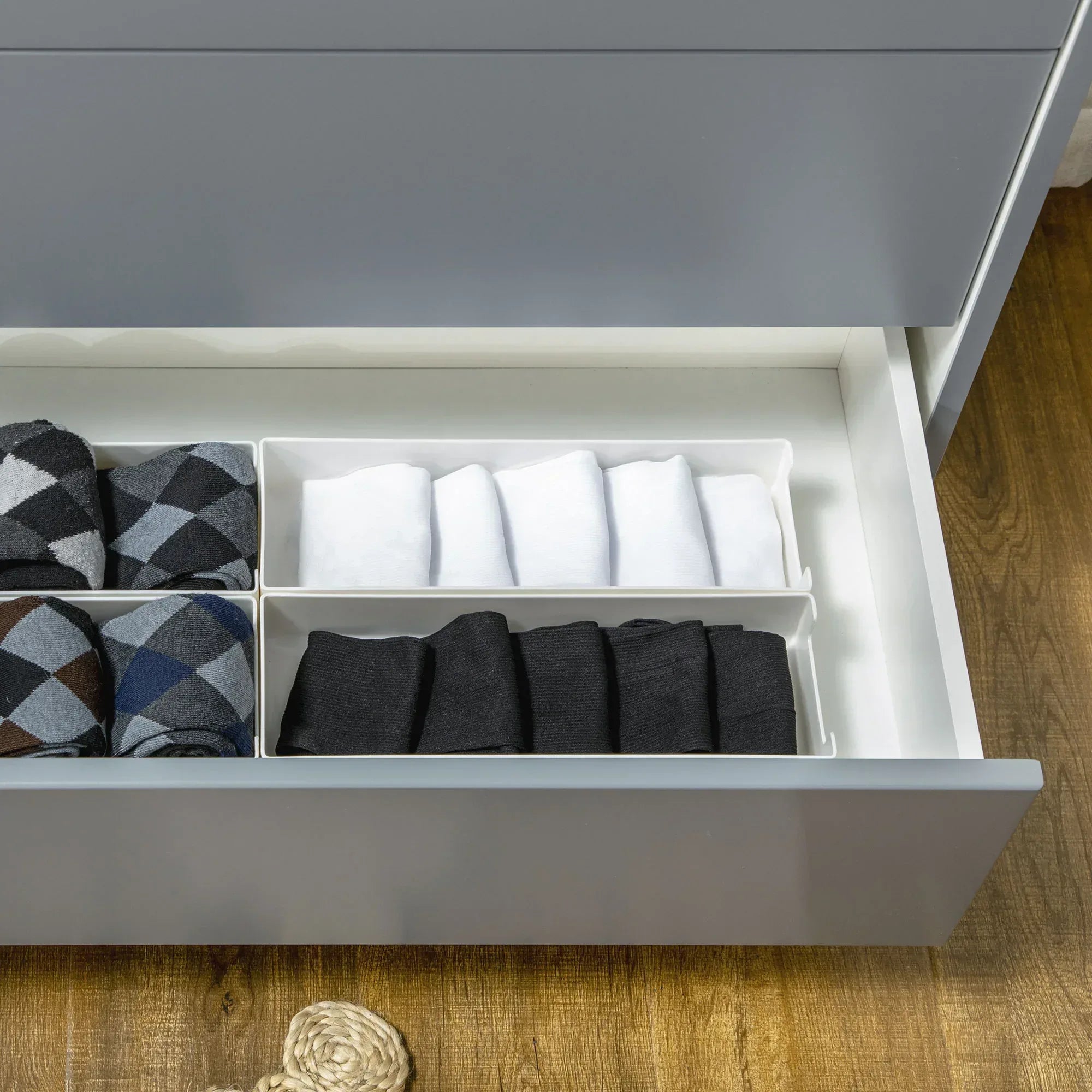 Drawer Chest, 3-Drawer Storage Cabinet Unit with Pine Wood Legs for Bedroom, Living Room, 75cmx42cmx75cm, Grey - Bobobiy