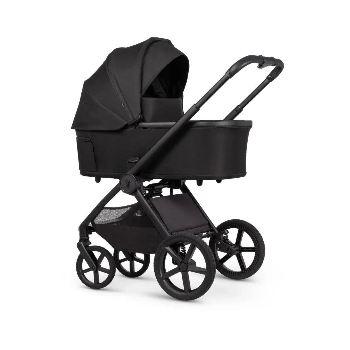 Dark Onyx stroller with carrycot and canopy, front view with four swivel wheels