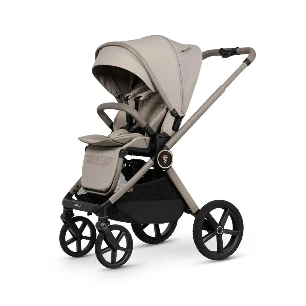 Stroller with pebble seat unit and canopy, black wheels and tray