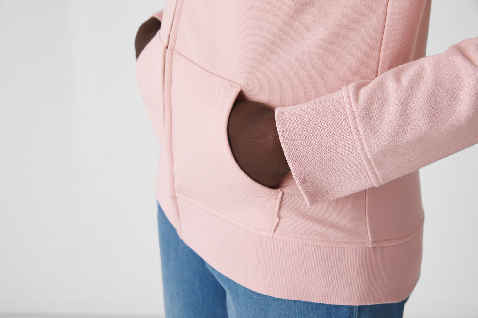 Organic Essential Zipped Hoodie: Womens