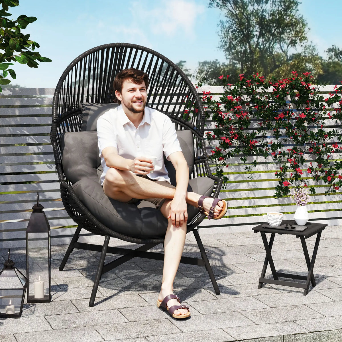 Outsunny Rattan Egg Chair, Oversized Freestanding Garden Egg Chair with Thick Tufted Cushion, Headrest, Steel Frame for