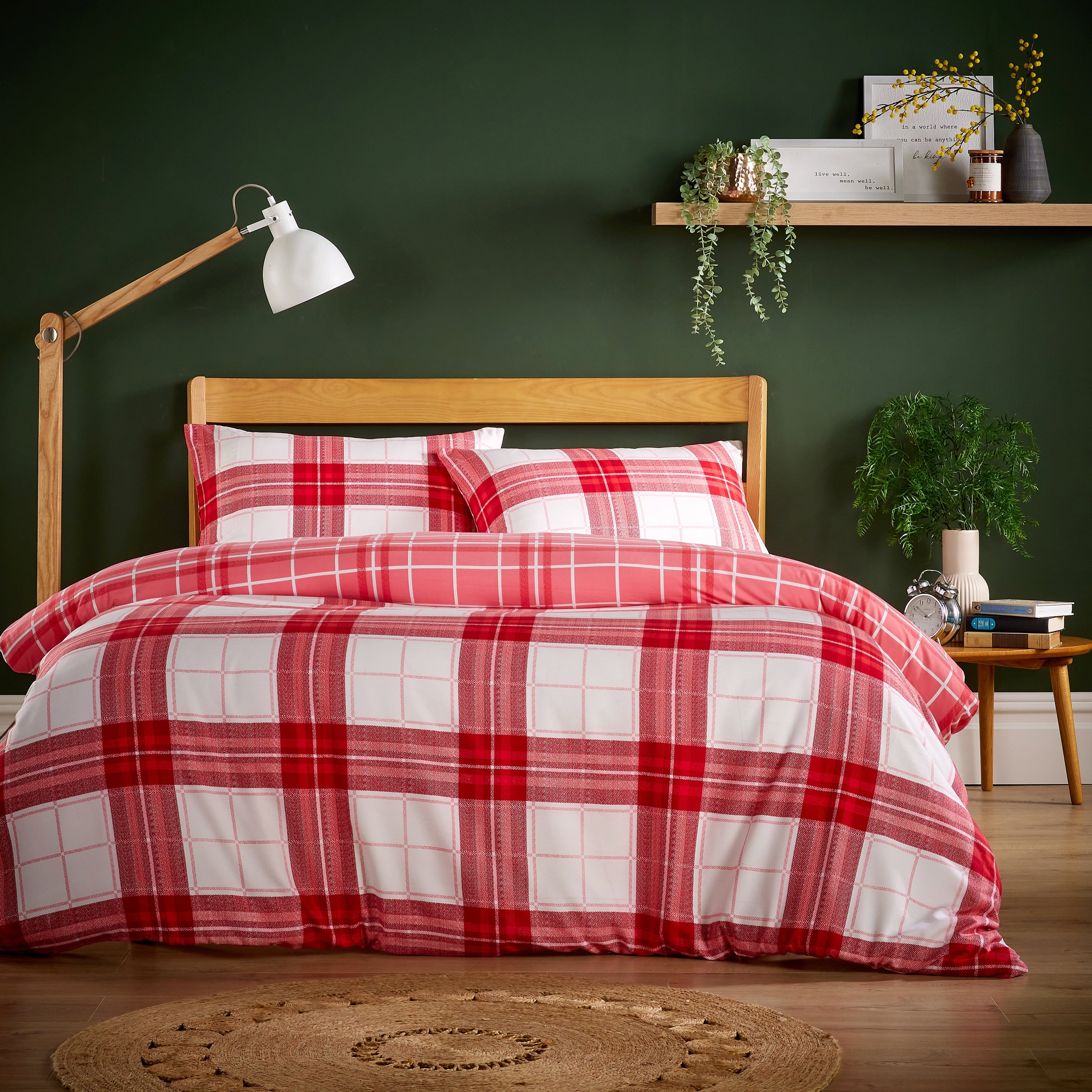 Alba Red Super Soft Flannel Duvet Cover Set with Pillowcases Warm & Cosy Quilt Bedding in Multiple Sizes Available