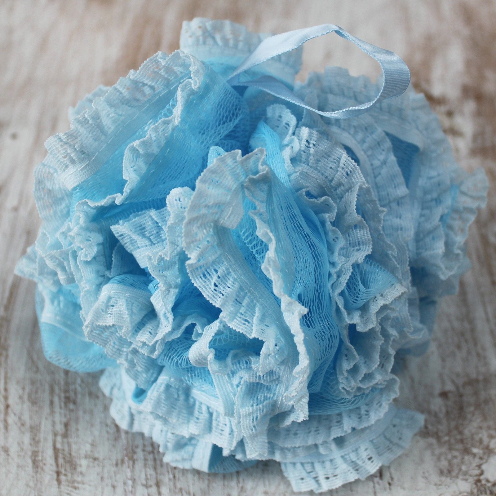 Vintage Lace Scrunchie - 50gm
