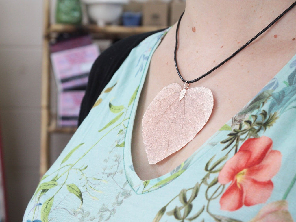 Necklace - Heart Leaf - Gold