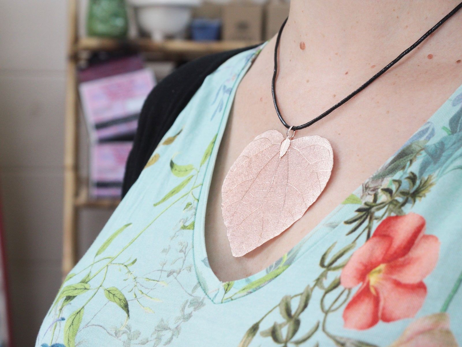 Necklace - Heart Leaf - Gold