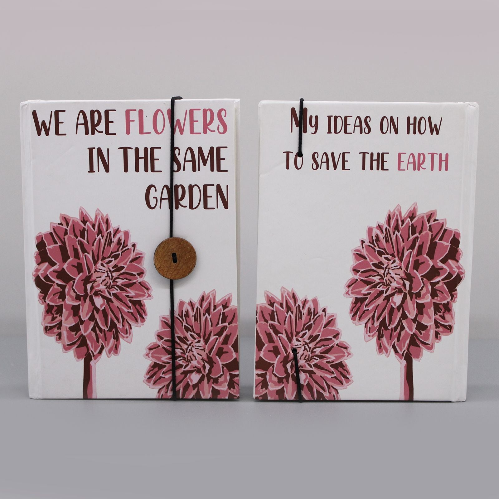 Notebook with strap - Flowers in the same garden