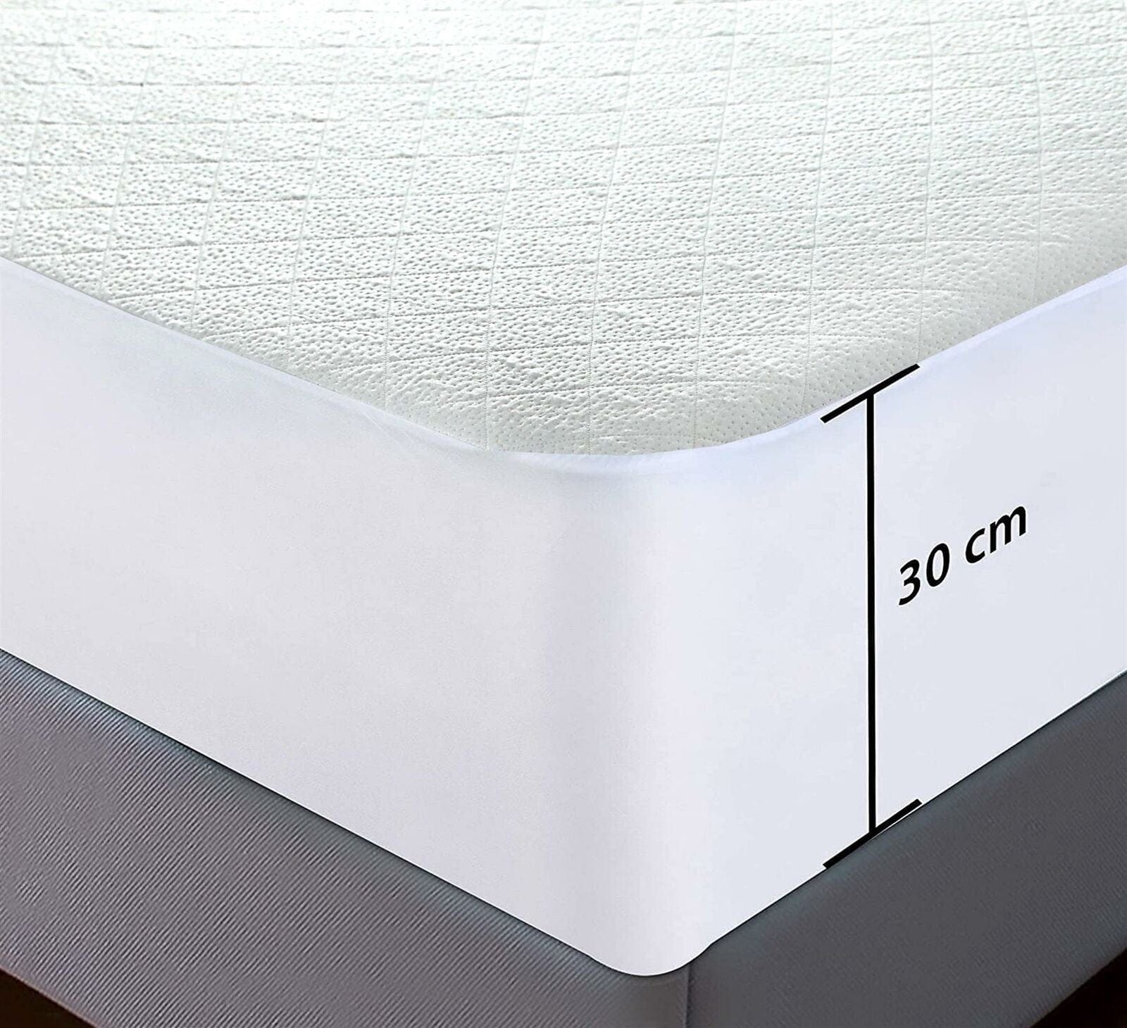Bamboo Extra Deep Quilted Waterproof Mattress Protector Hypoallergenic Moisture-Wicking Bed Cover with Elastic Skirt