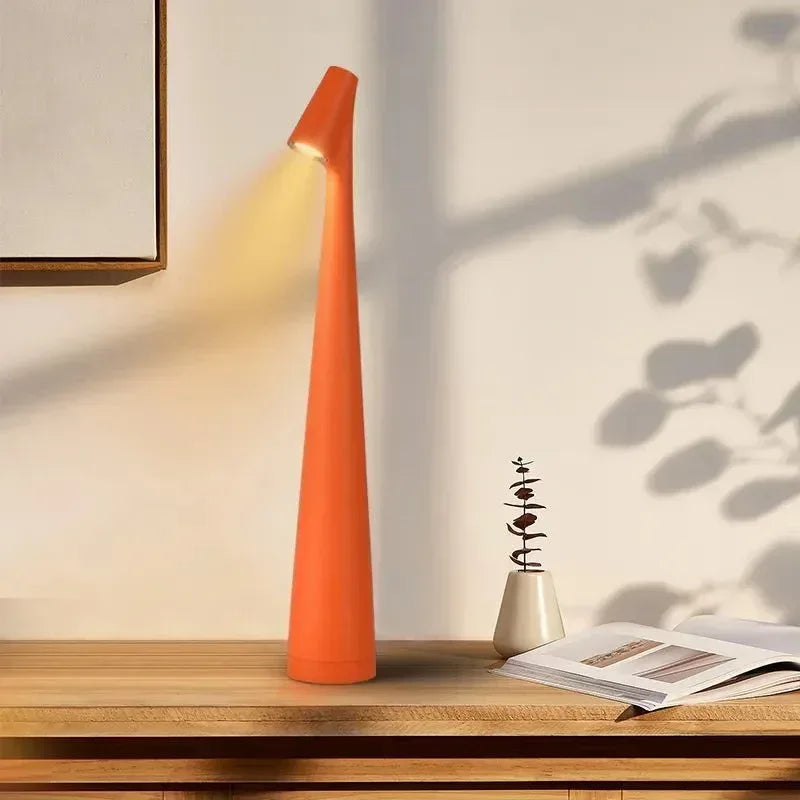 bedrooms-living-rooms-minimal-space-table-lamp-835372 - Bobobiy