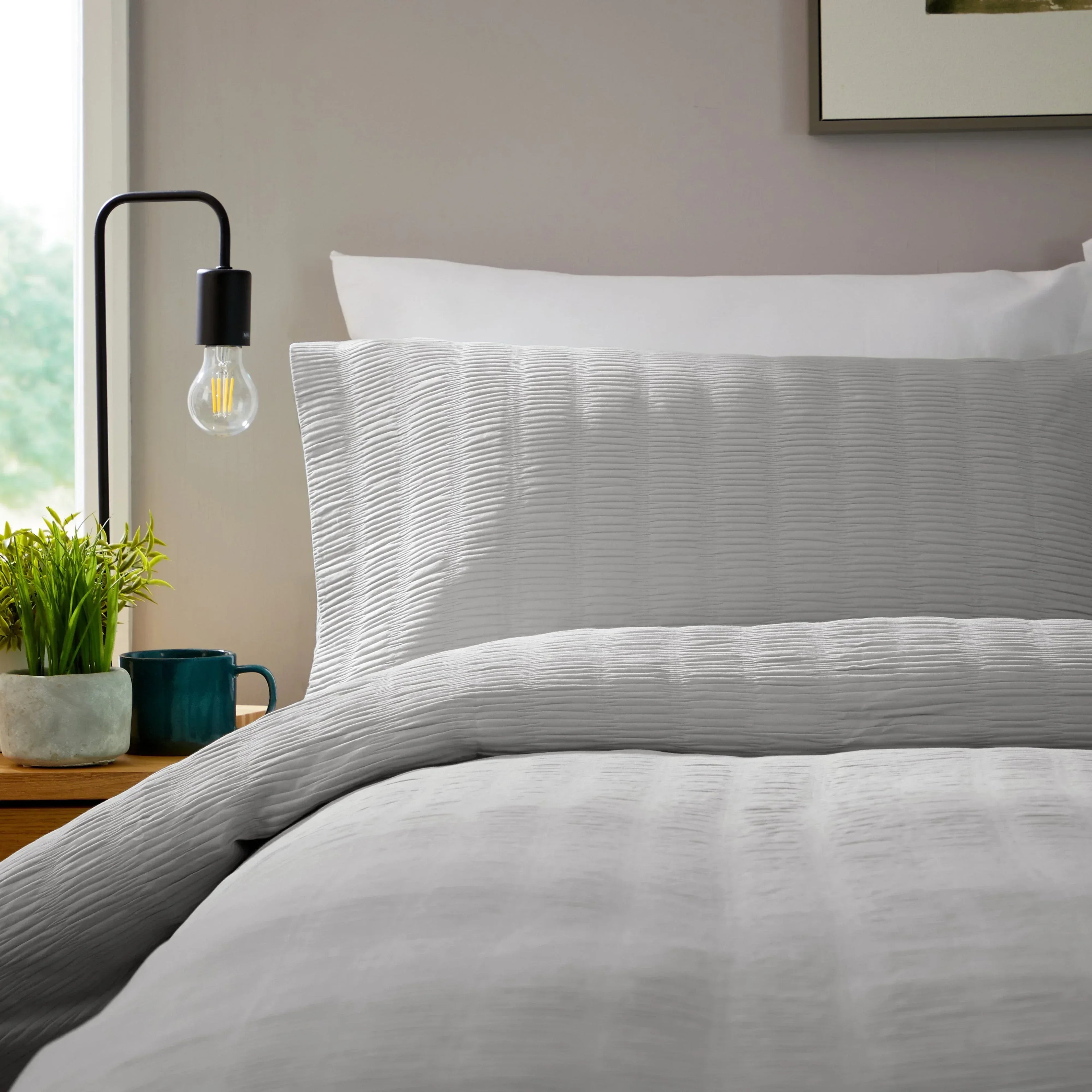 belgravia-grey-cotton-rich-duvet-cover-set-with-pillowcases-soft-easy-care-modern-quilt-bedding-bed-linen-set-by-olivia-rocco-duvet-cover-1175689723 - Bobobiy