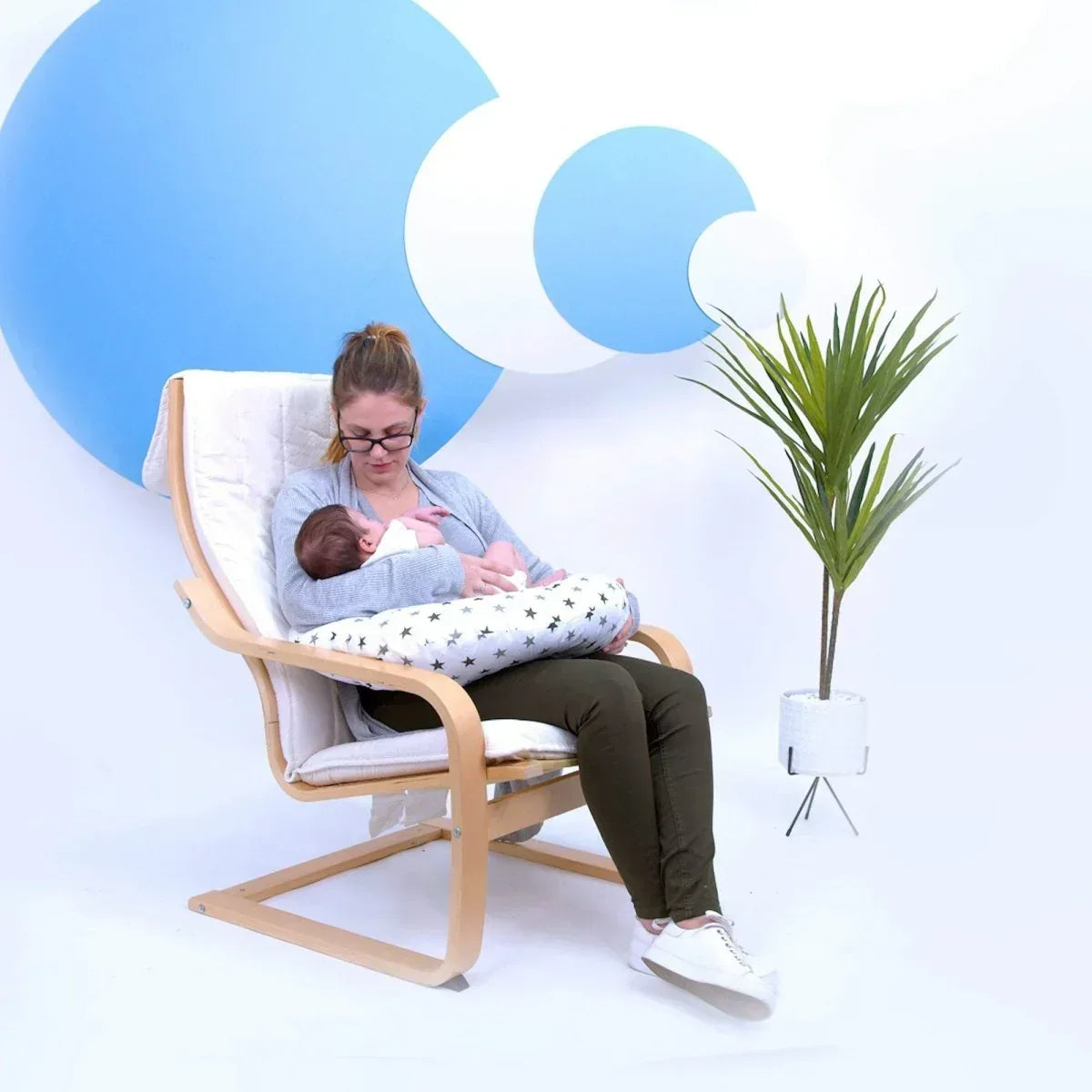 breast-feeding-maternity-nursing-pillow-silver-twinkle-979709 - Bobobiy