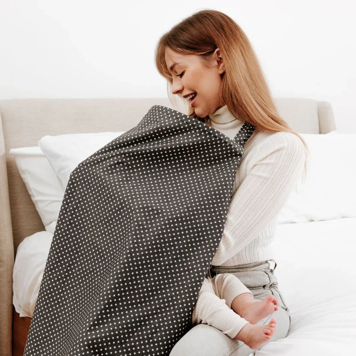 Breastfeed Apron - White Stars - Bobobiy