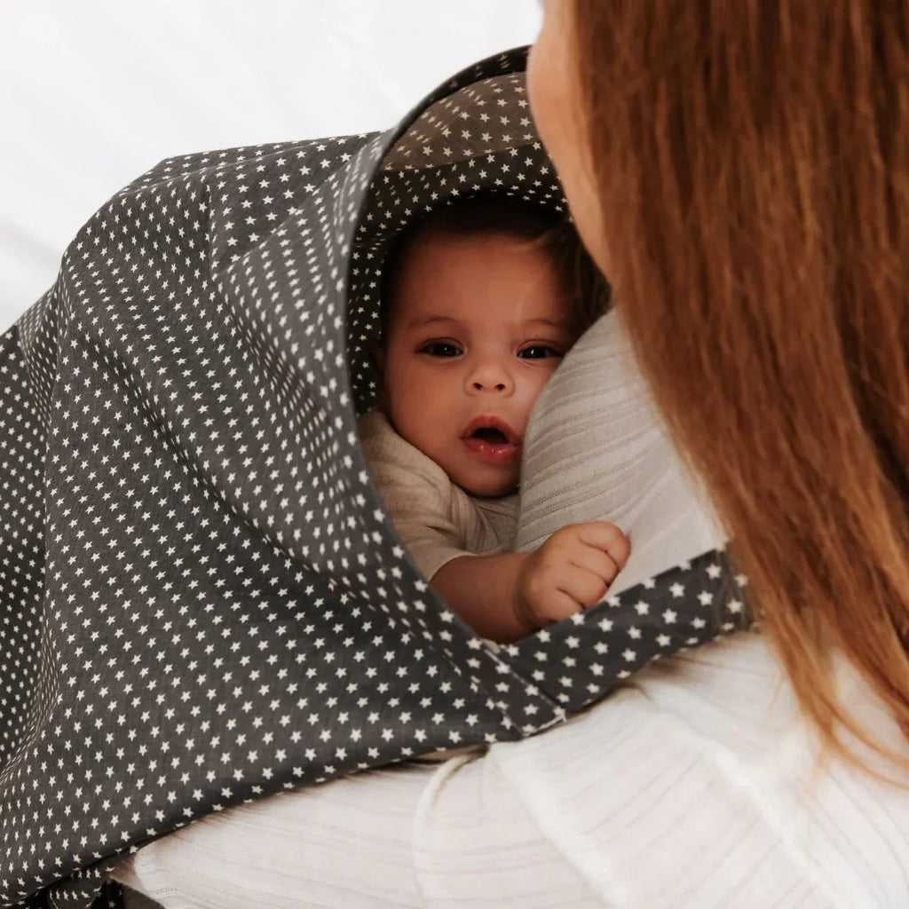 Breastfeed Apron - White Stars - Bobobiy