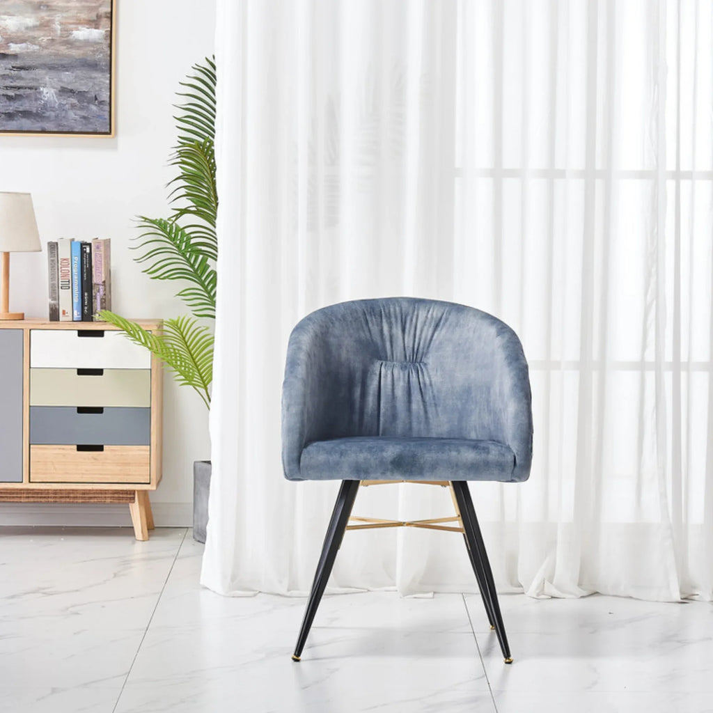 Vittorio Rocco LUX 5PCs Dining Set includes an Oak Dining Table and Set of 4 Dining Chairs - Bobobiy