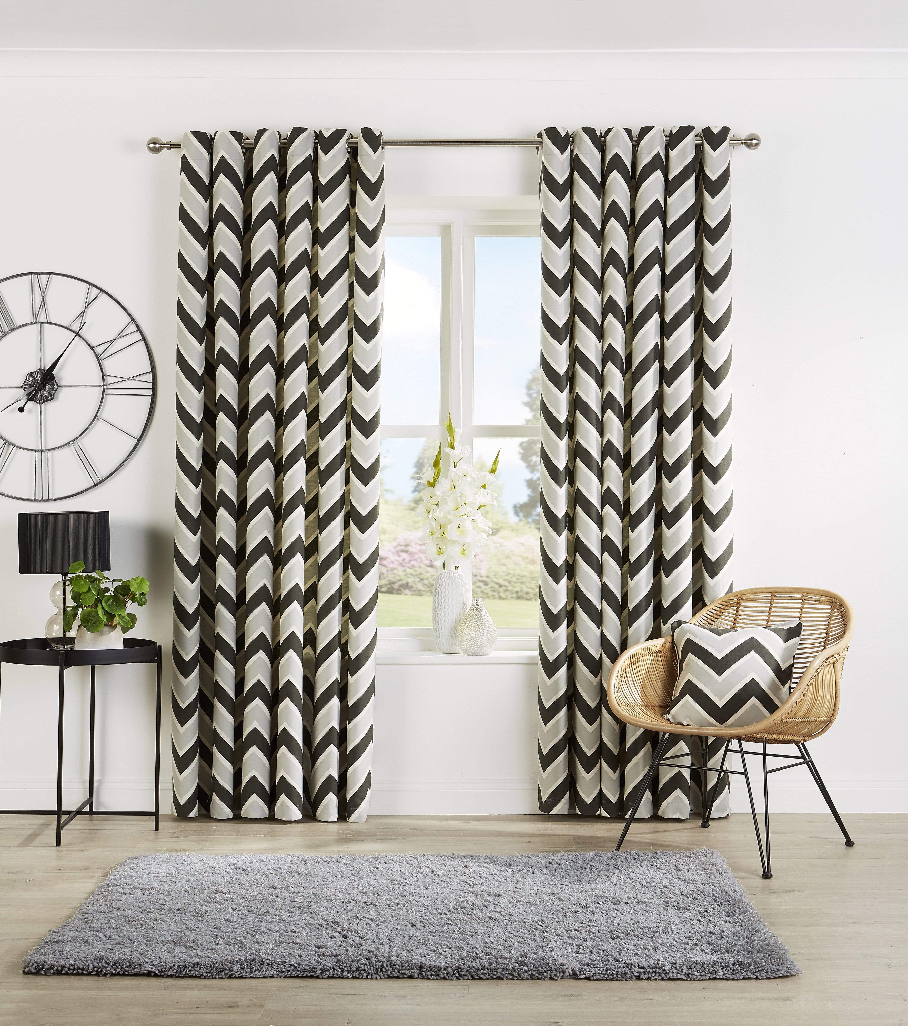 Chevron Pattern Curtains with Matching Cushion Covers Luxurious High-Quality Polyester Cotton Blend for Living Room and Bedroom Multiple Sizes OEKO-TEX Certified