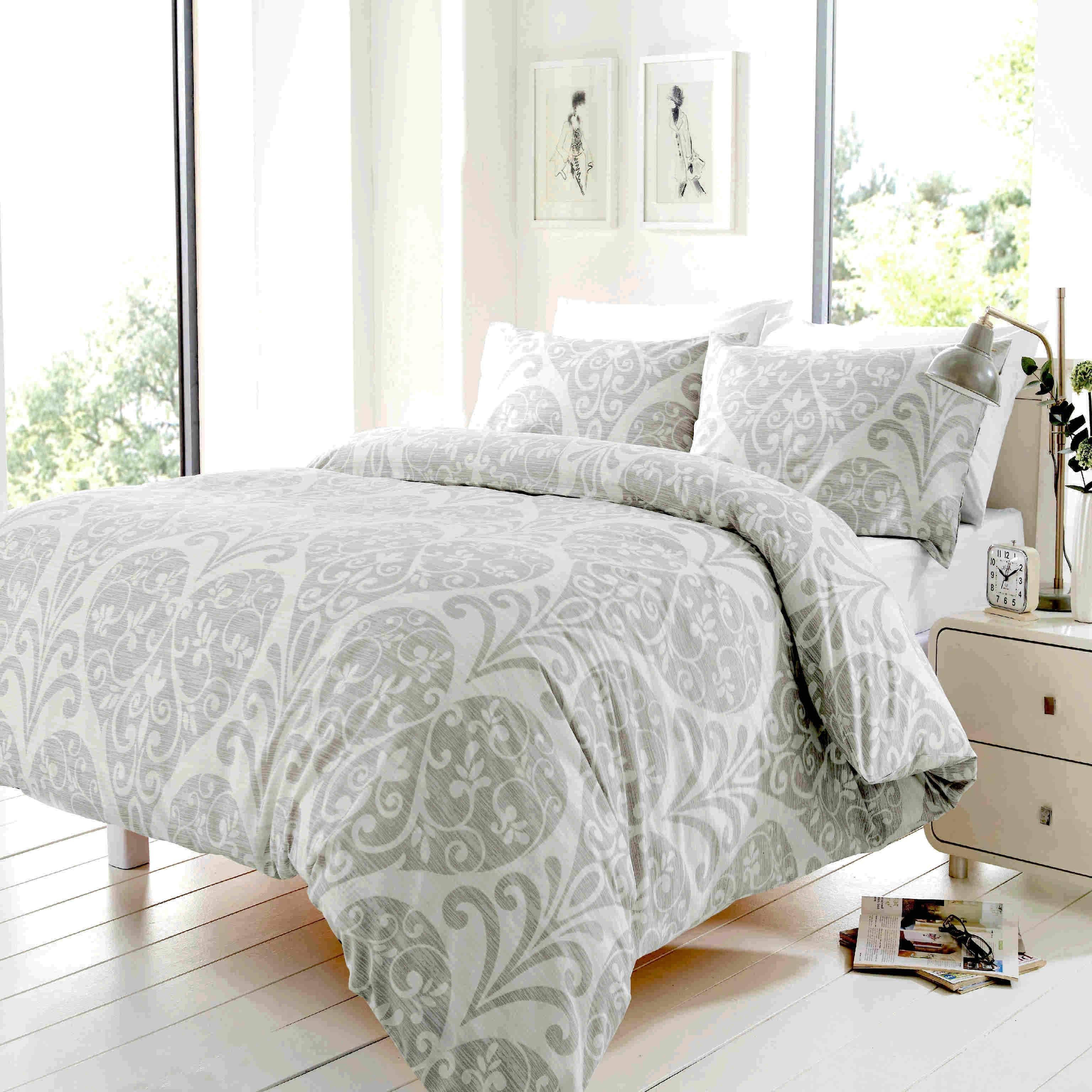 chloe-elegant-cotton-blend-duvet-set-luxurious-oeko-tex-bedding-in-multiple-sizes-and-colours-for-superior-comfort-by-olivia-rocco-single-silver-duvet-cover-386942070 - Bobobiy