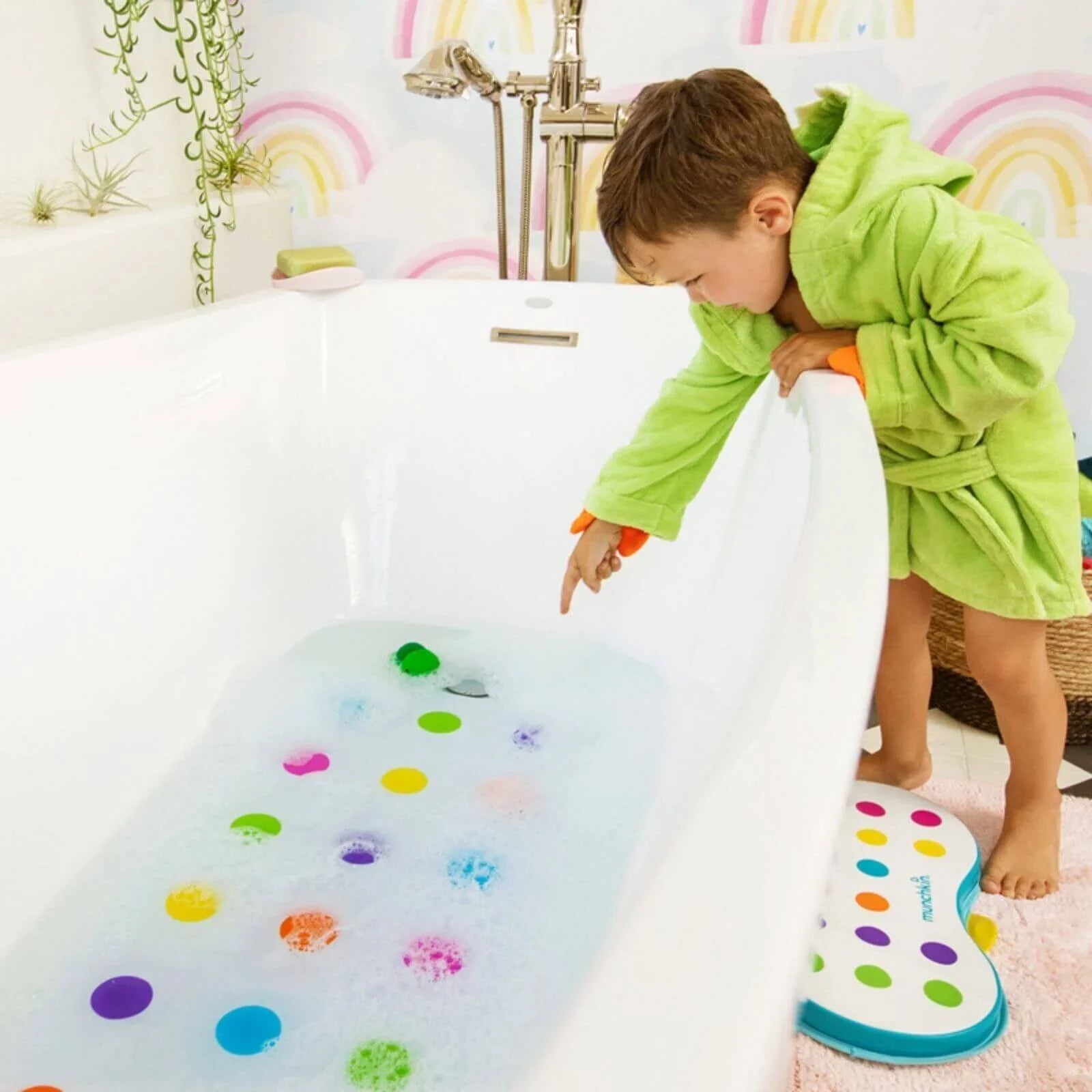 Munchkin Dandy Dots Non-Slip Baby & Toddler Bath Mat