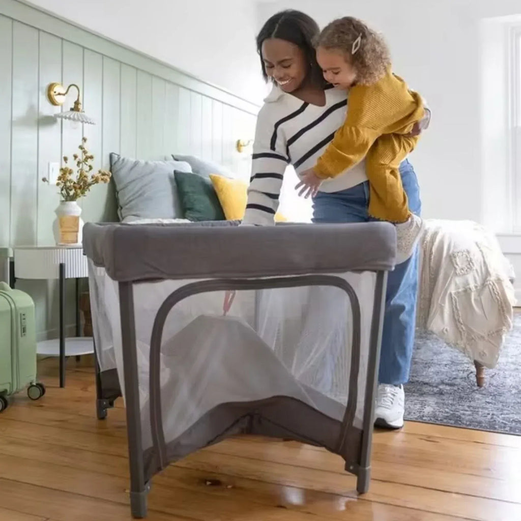 Joie Amigo Travel Cot - Thunder - Bobobiy