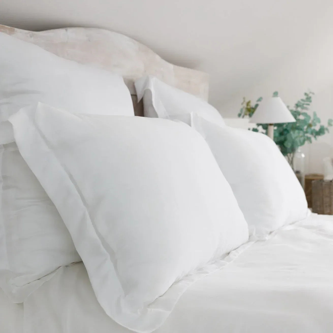 ethical-bedding-silk-bed-sheets-pillowcases-077_f40fe09c-6f9b-4fdb-8761-22516d5fe1b5 - Bobobiy