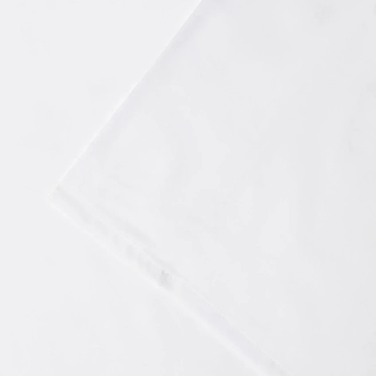 ethical-bedding-silk-bed-sheets-pillowcases-68_56994436-9551-48e3-be19-0fcf082811fa - Bobobiy