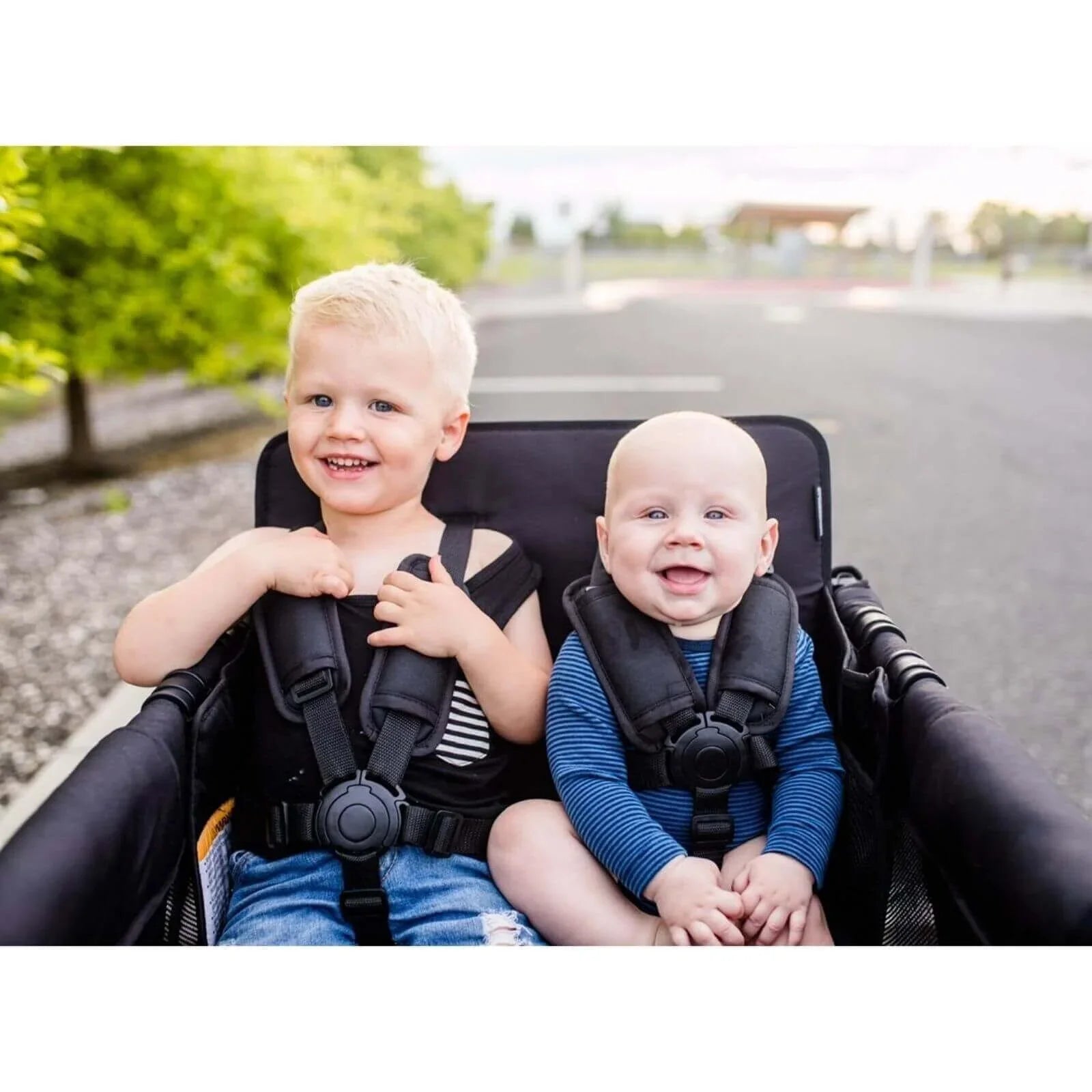 Wonderfold W4 Original Stroller Wagon - Volcanic Black