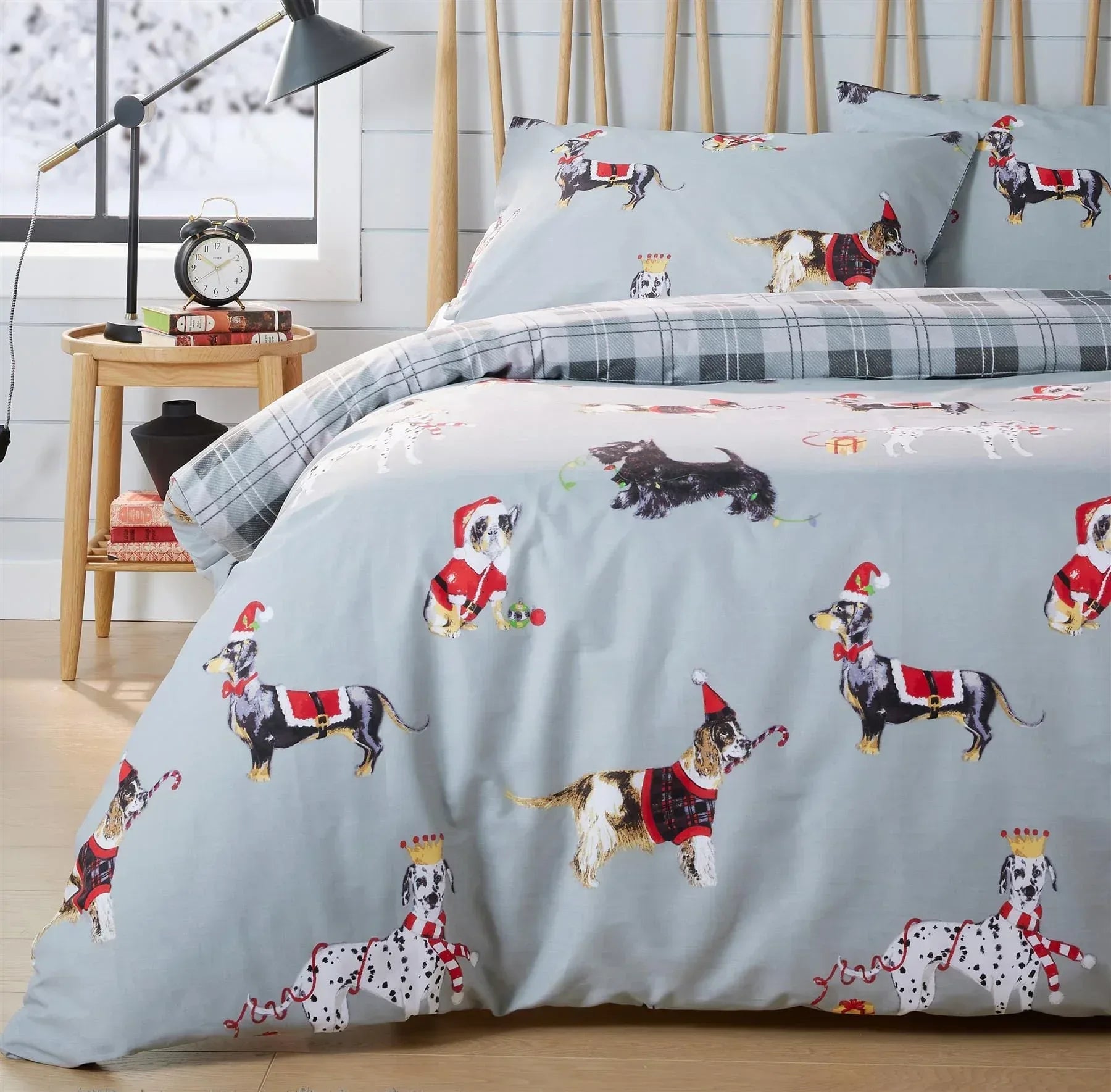 festive-christmas-dogs-reversible-duvet-cover-set-cotton-rich-oeko-tex-certified-bedding-in-single-double-king-sizes-by-olivia-rocco-single-grey-duvet-cover-779654319 - Bobobiy