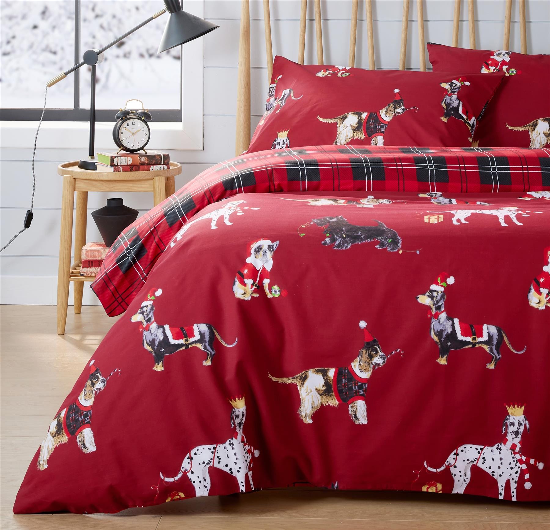 Festive Christmas Dogs Reversible Duvet Cover Set Cotton Rich OEKO-TEX Certified Bedding in Single Double King Sizes