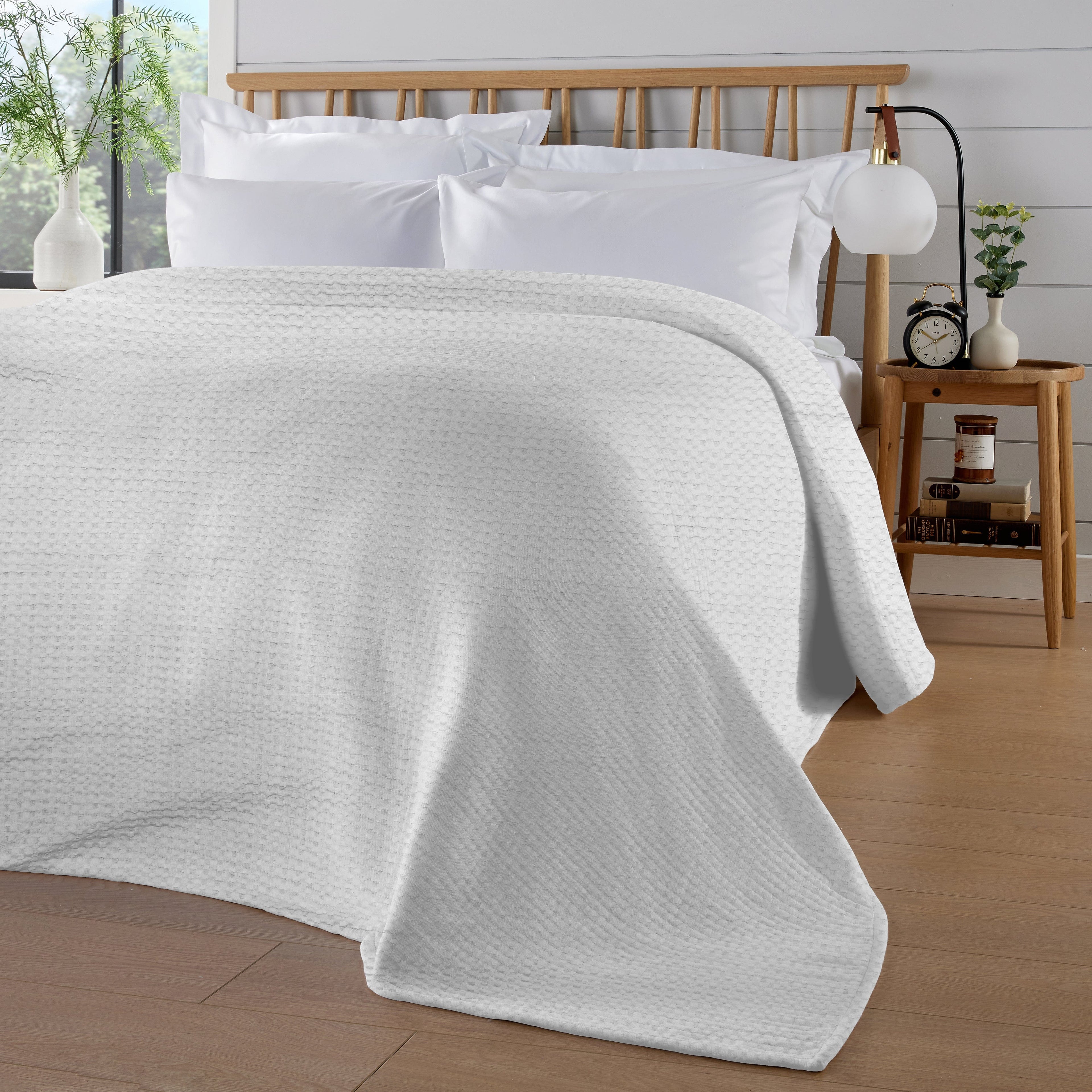 Florian Checked Throw Blanket White Bedspread for Sofas Armchairs Sofa Settee Couch Beds & Couches
