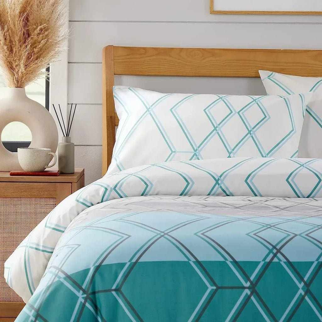 havanna-geo-reversible-luxury-cotton-blend-duvet-cover-set-with-pillowcases-in-pink-and-teal-single-double-king-by-olivia-rocco-duvet-cover-918373552 - Bobobiy