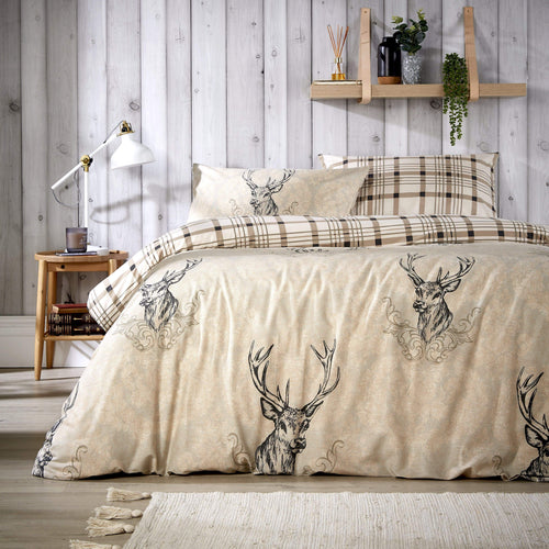 Highland Stag Reversible Tartan Check Super Soft Cotton Duvet Set Luxury Bedding for Cosy Home Décor in Single Double King Sizes