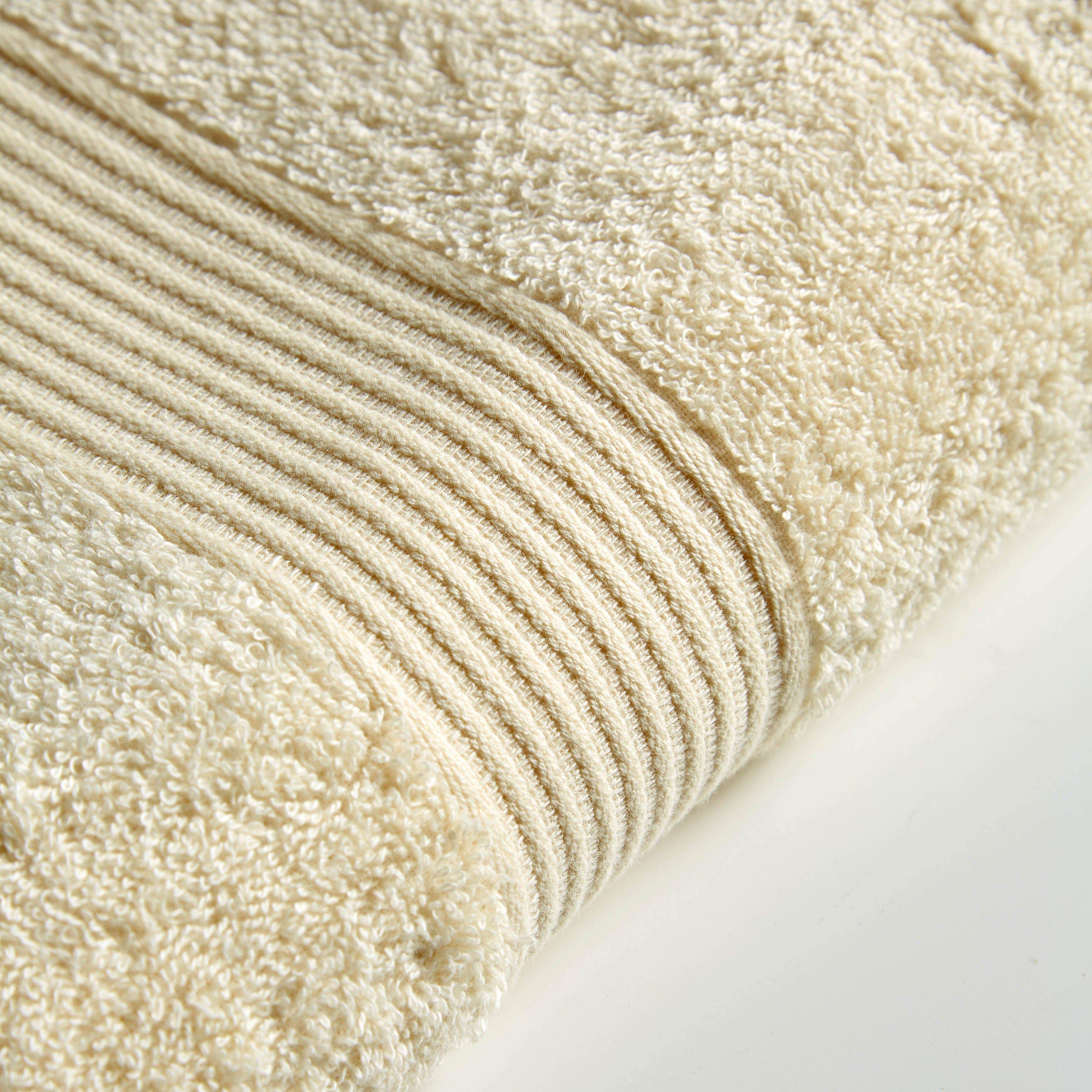 Home Collection Luxurious 500GSM Egyptian Cotton Towels High Absorbency Soft Durable OEKO-TEX Certified Various Sizes Elegant Colours