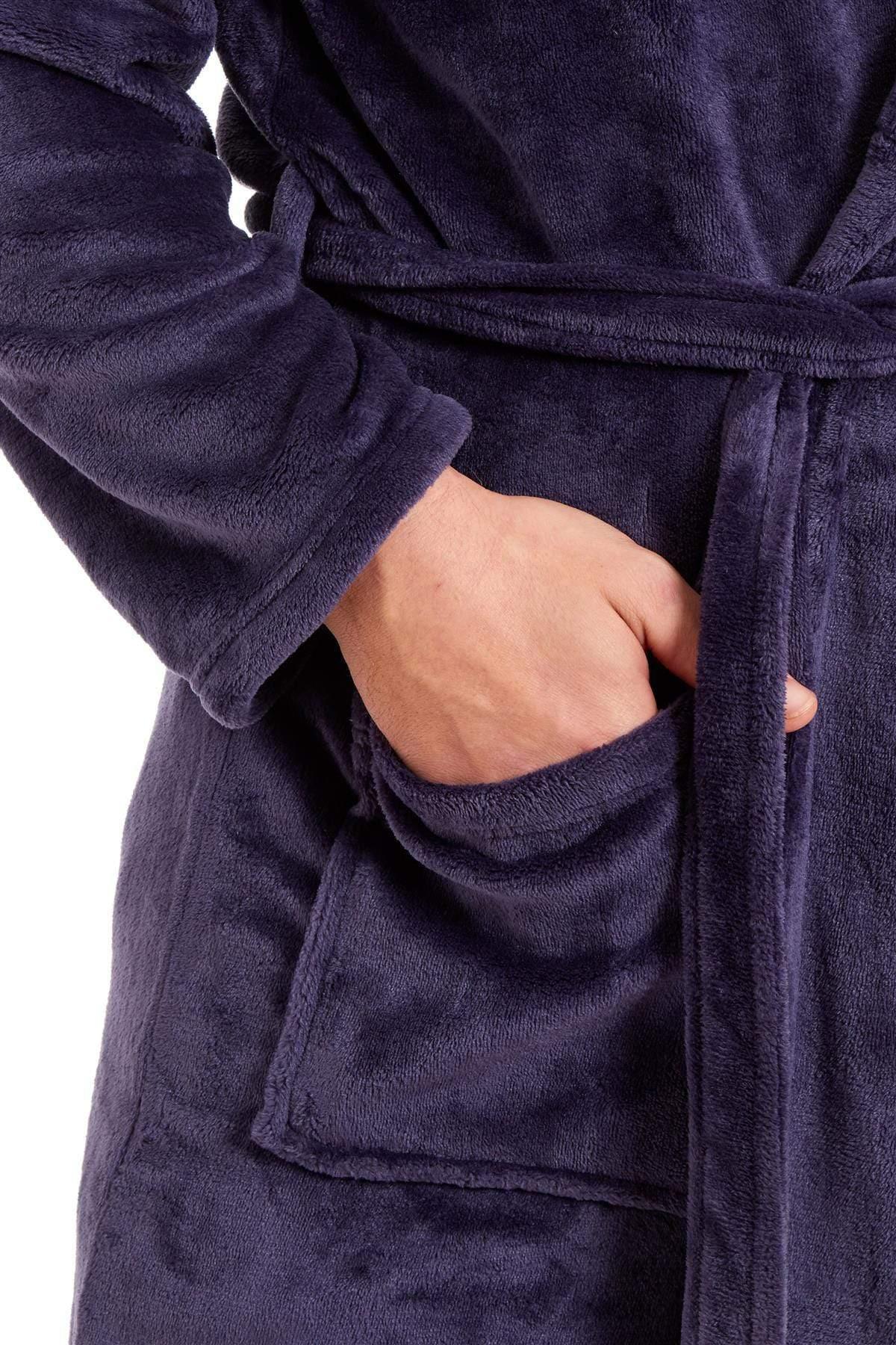 hooded-ultra-absorbing-plush-flannel-bathrobe-for-men-soft-fleece-warm-dressing-gown-perfect-for-home-hotel-gym-spa-and-lounge-in-stylish-colours-by-daisy-dreamer-dressing-gown-617764_38dbfe39-10a3-47aa-b648-4012914592f9 - Bobobiy